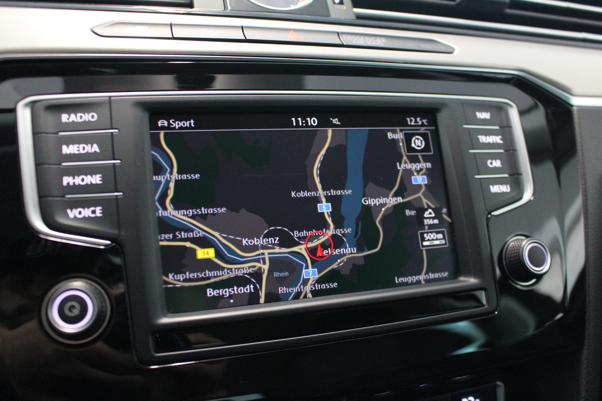 VW Passat Variant 2.0 TDI 190 SCR Highline DSG-image-17