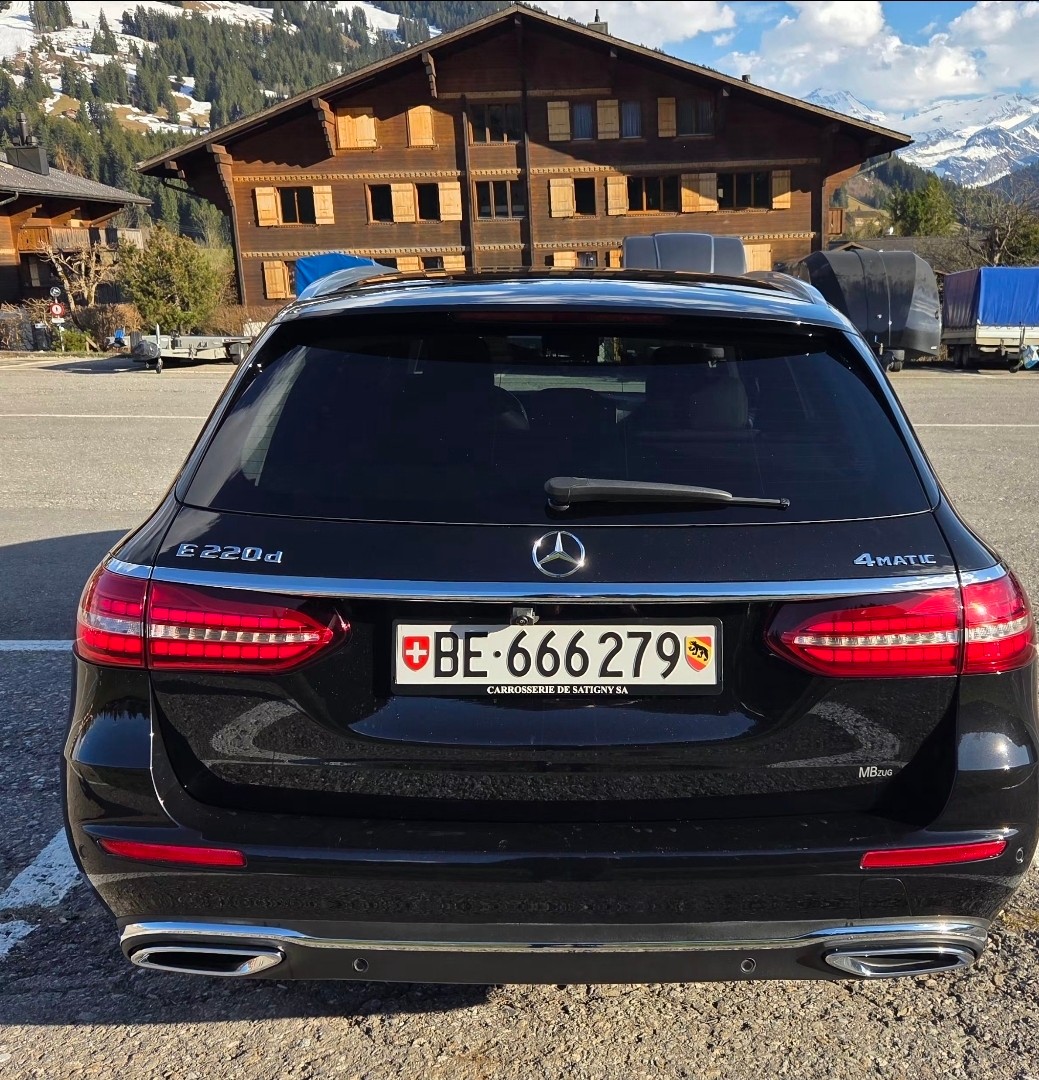 MERCEDES-BENZ E 220 d T 4Matic 9G-Tronic-image-2