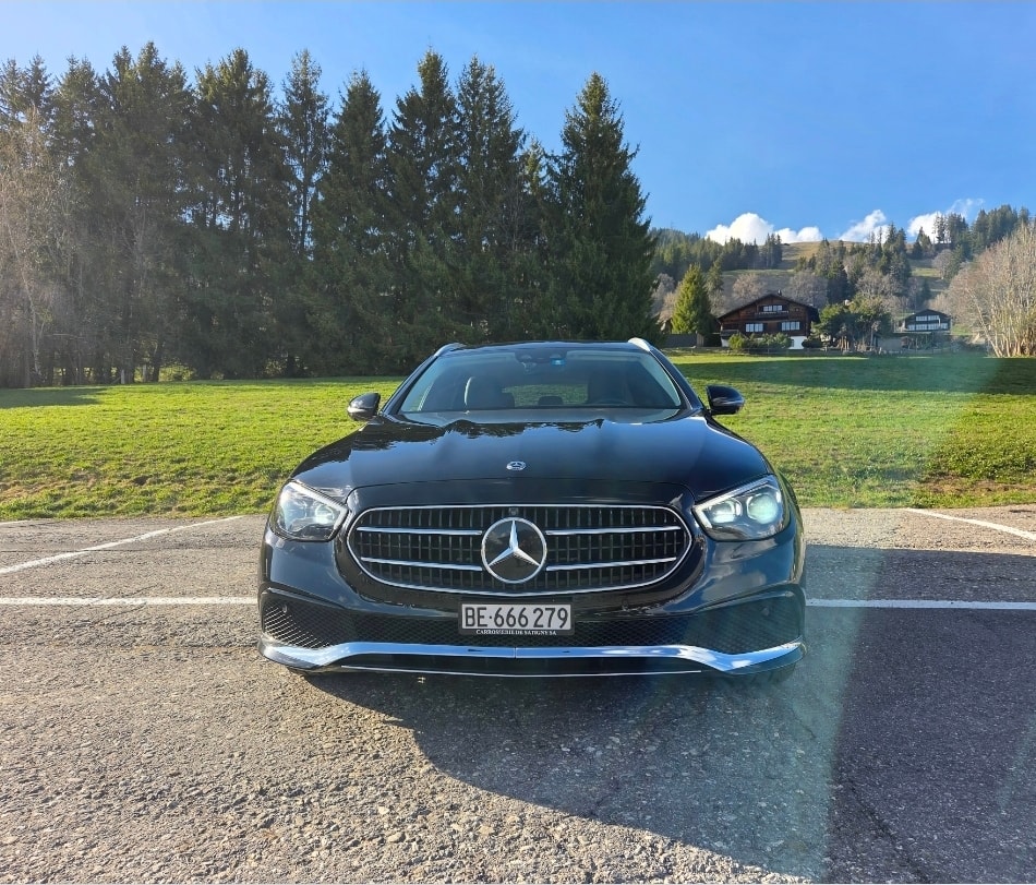 MERCEDES-BENZ E 220 d T 4Matic 9G-Tronic-image-0
