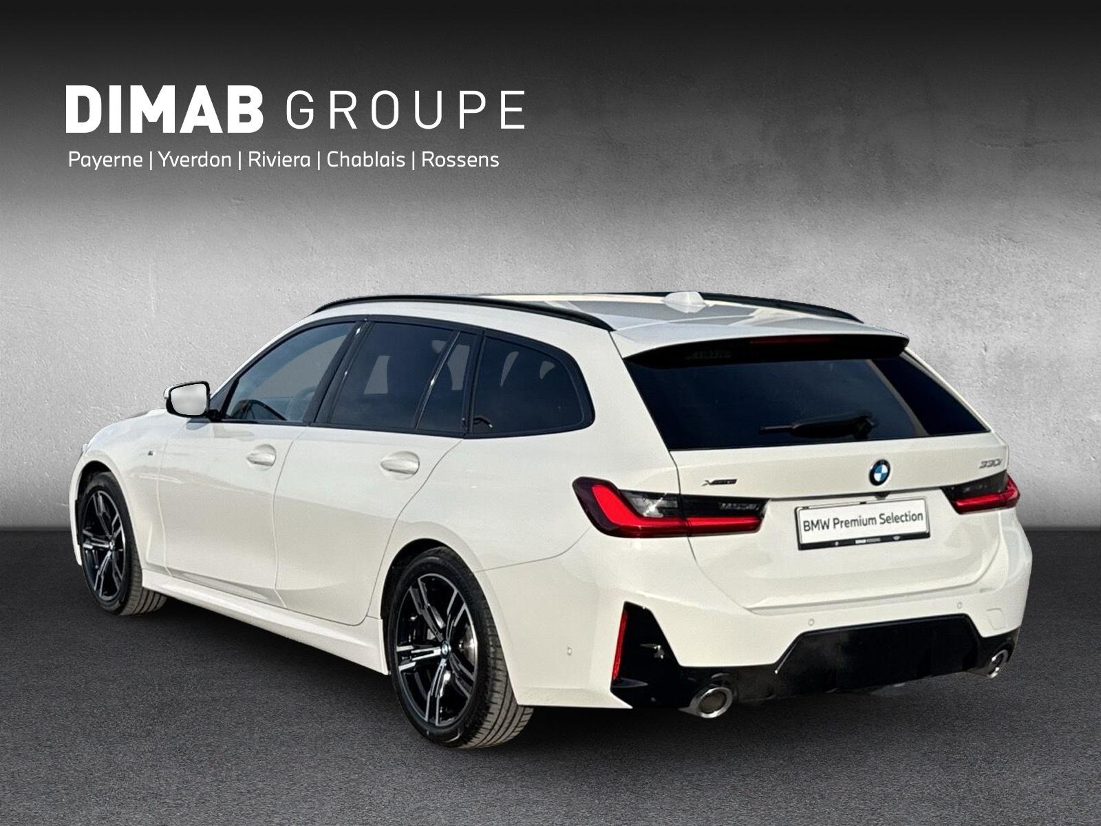 BMW 330i xDrive Touring M Sport ** Action de leasing à 1.9% ** 📍-image-2