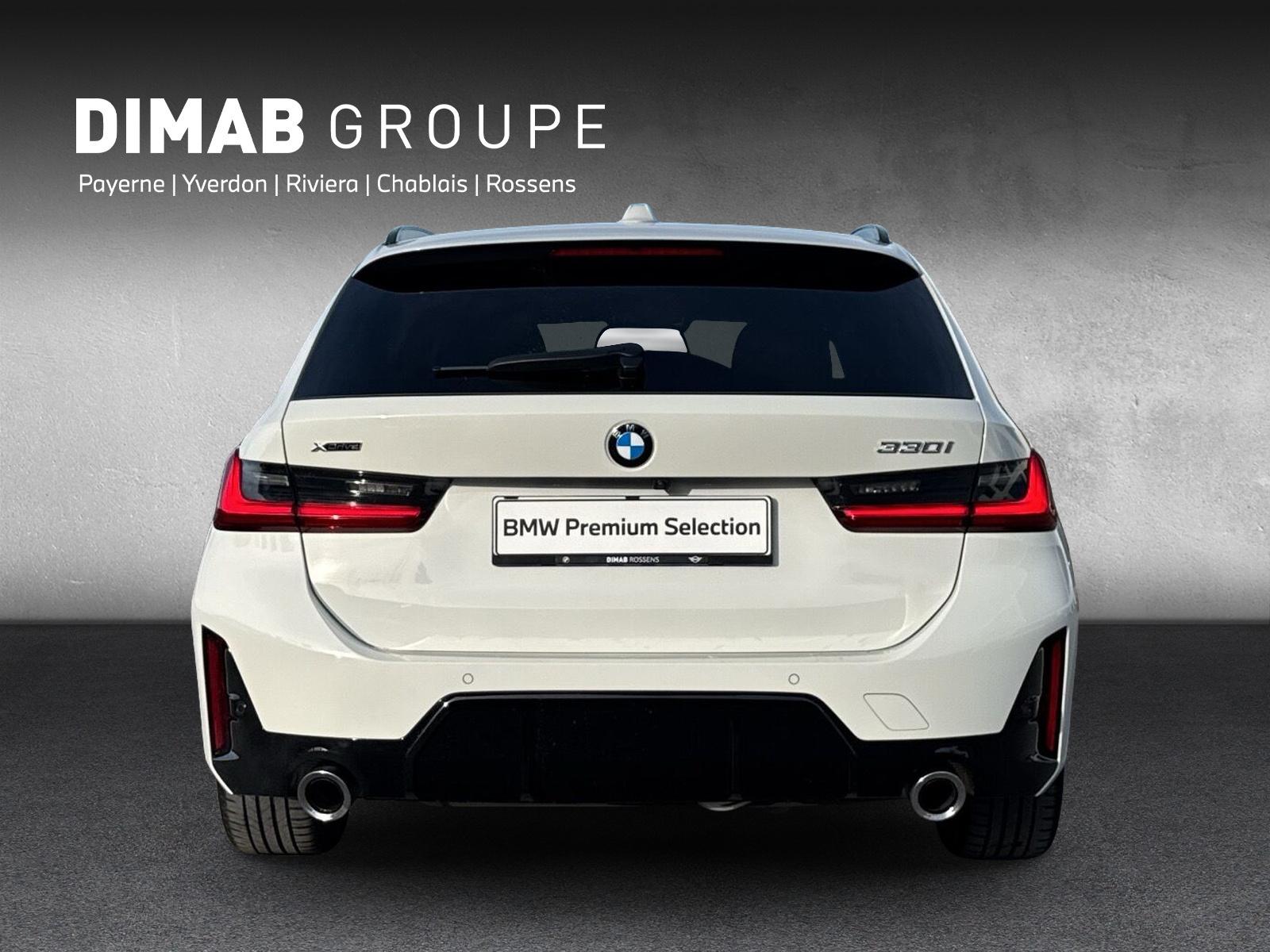 BMW 330i xDrive Touring M Sport ** Action de leasing à 1.9% ** 📍-image-3
