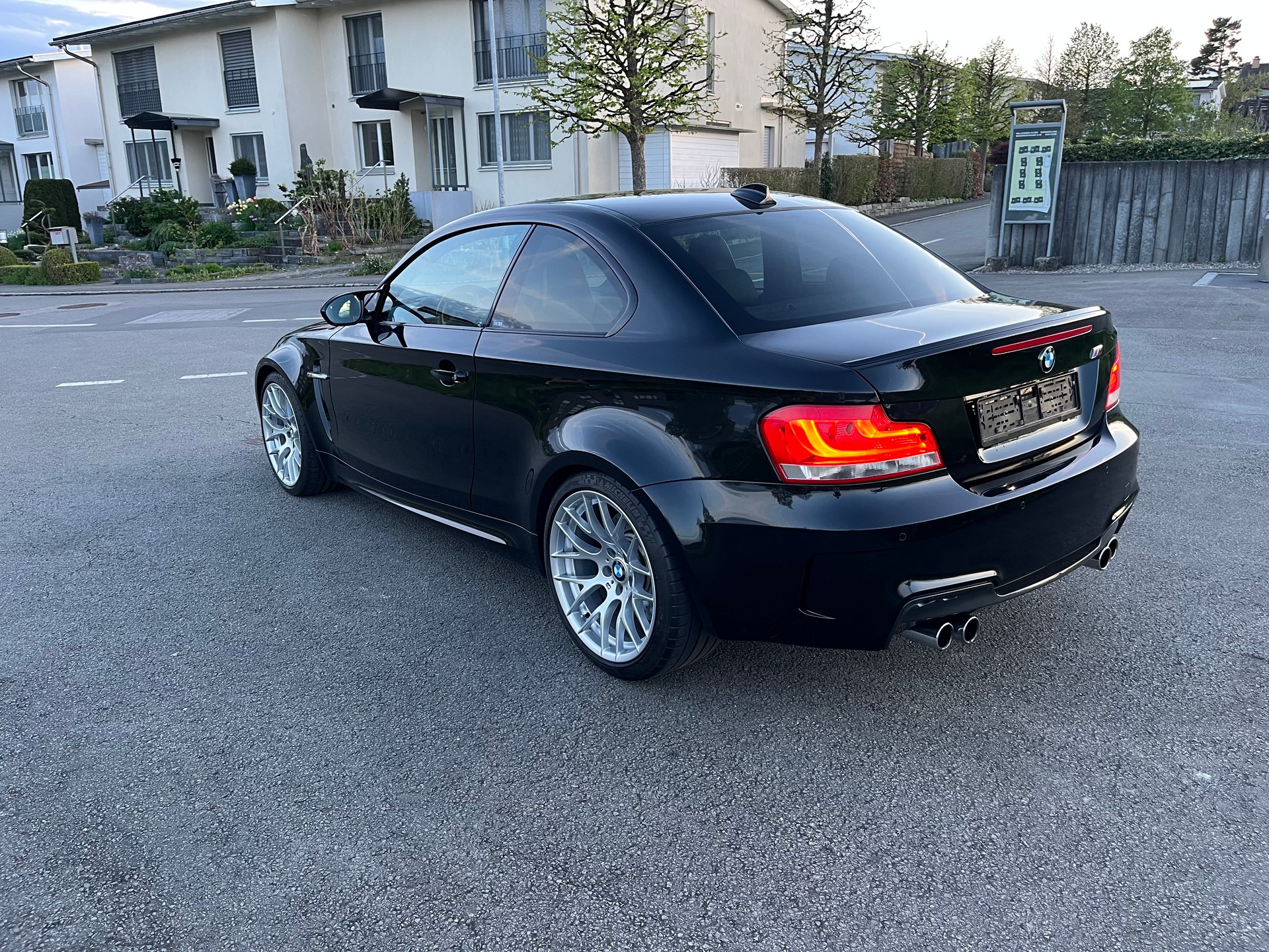 BMW 1er M Coupé-image-2
