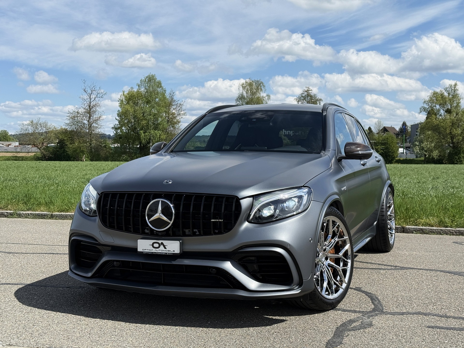 MERCEDES-BENZ GLC 63 S AMG *EDITION 1* 9G-Tronic 4M - *UNIKAT AUS 1.HAND* - *EINMALIG GEPFLEGT* - *21" 8-FACH & GARANTIE*-showroom-element-1