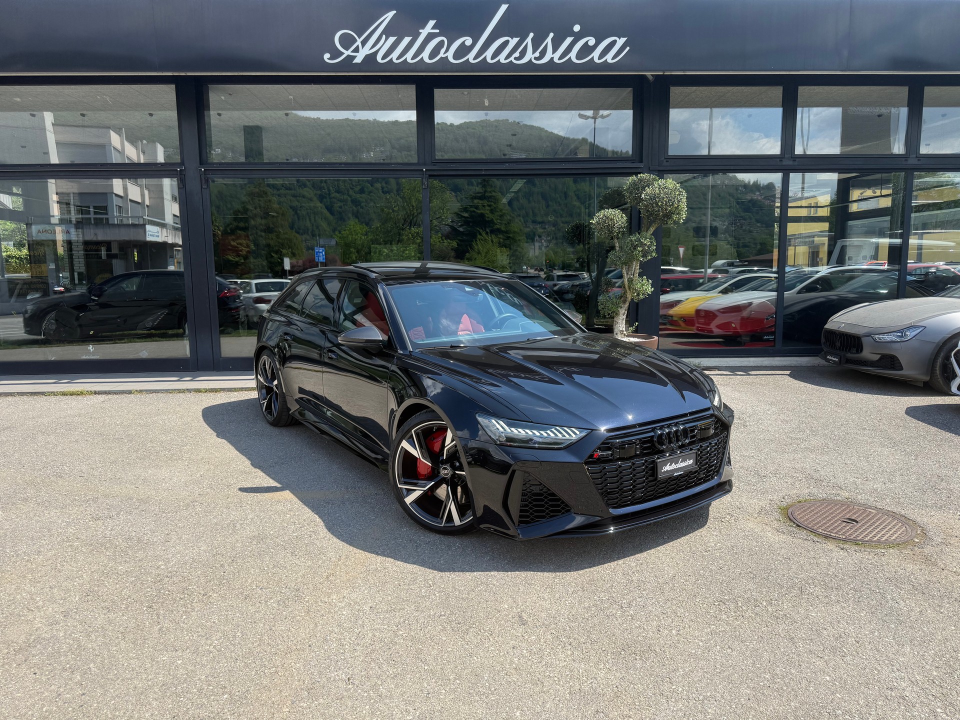 AUDI RS6 Avant 4.0 TFSI V8 Performance quattro-image-0