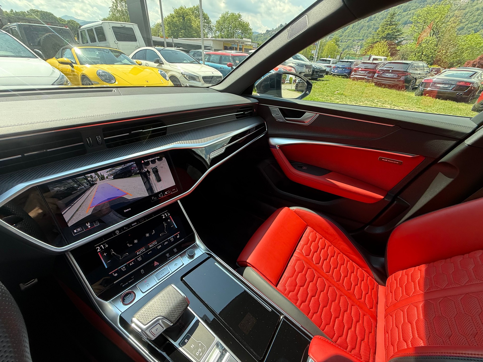 AUDI RS6 Avant 4.0 TFSI V8 Performance quattro-image-15