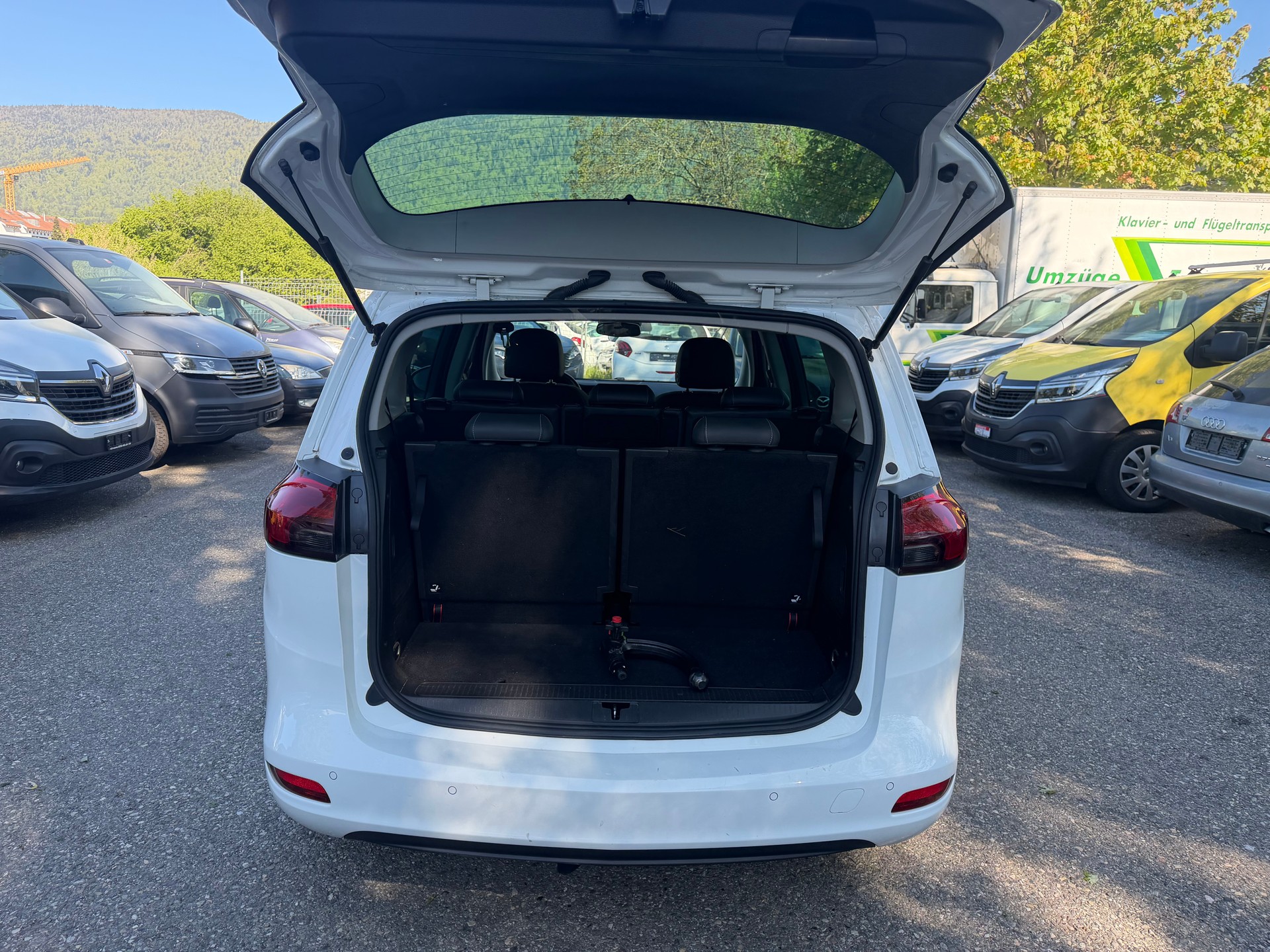 OPEL Zafira 1.6 CDTi Excellence * Gr. Navi * Klima-auto * Tempomat * PDC V&H * RF-Kamera *-image-13