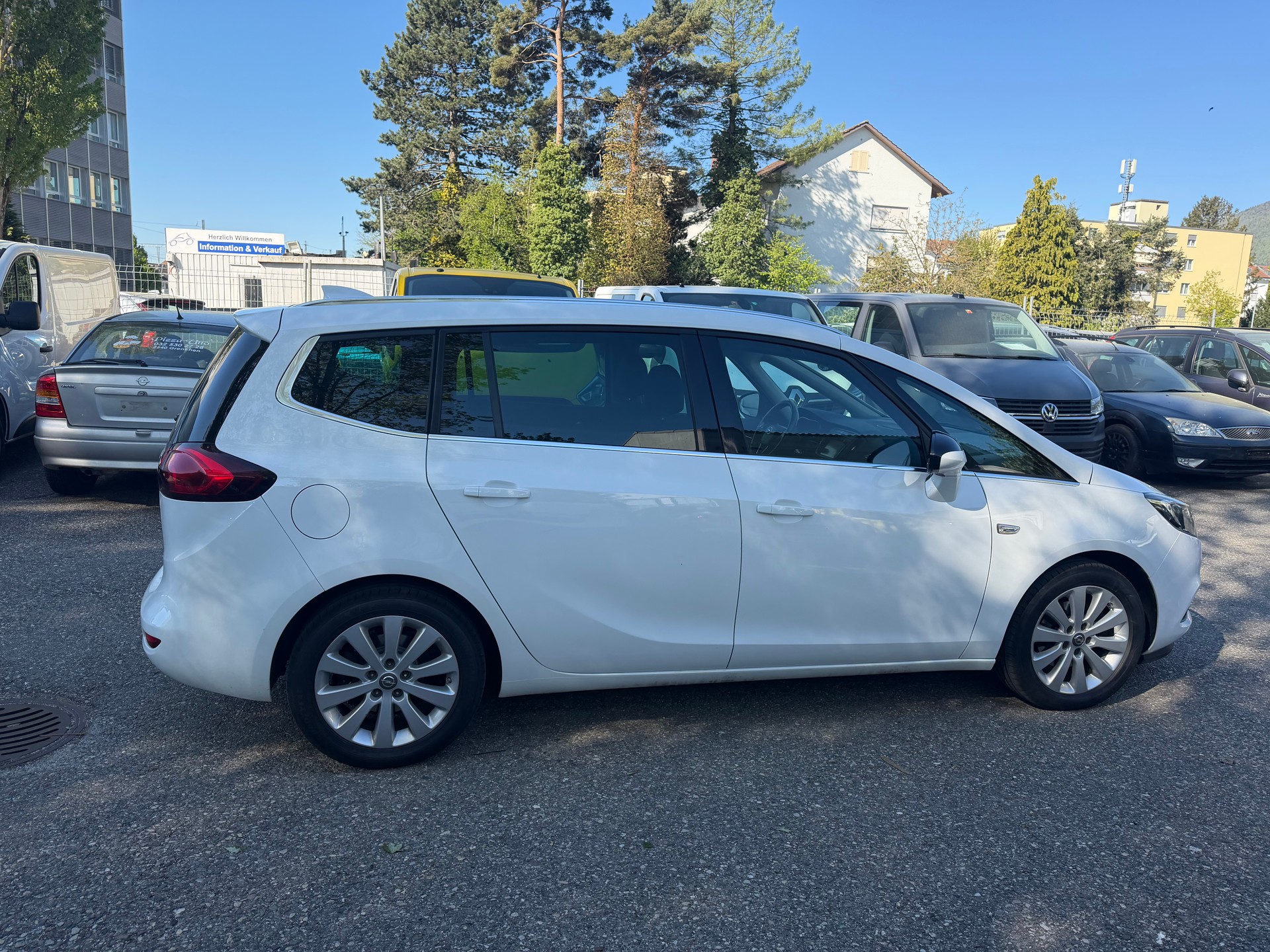 OPEL Zafira 1.6 CDTi Excellence * Gr. Navi * Klima-auto * Tempomat * PDC V&H * RF-Kamera *-image-11