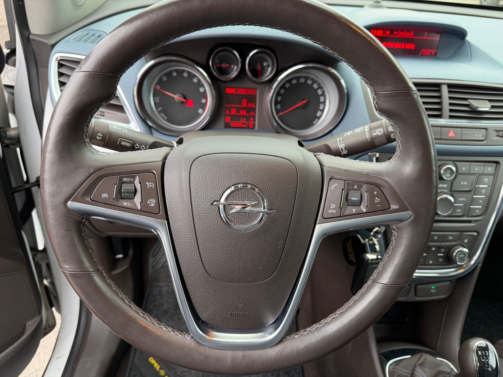 OPEL Mokka 1.4i 16V Turbo Enjoy 4WD-image-6
