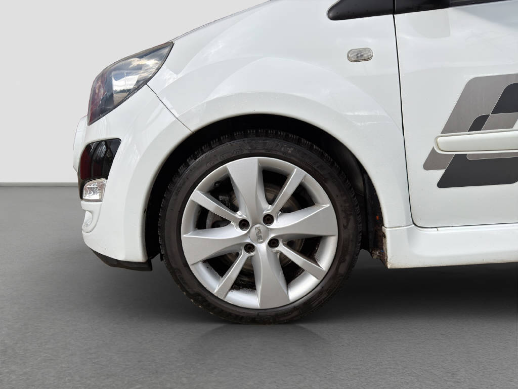 RENAULT Twingo Sport 1.6 16V RS-image-11