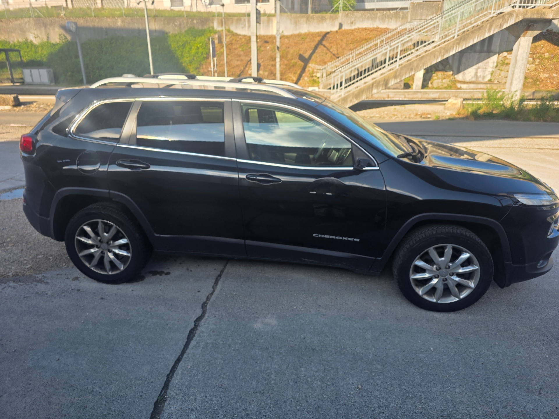 JEEP Cherokee 2.0TD Limited AWD 9ATX-image-4