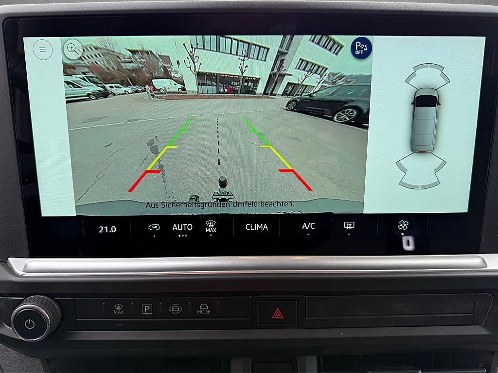 VW Transporter 2.0 TDI Automat-image-8
