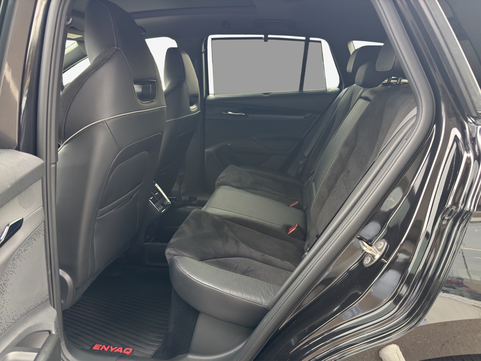 SKODA Enyaq iV 80x SportLine-image-12