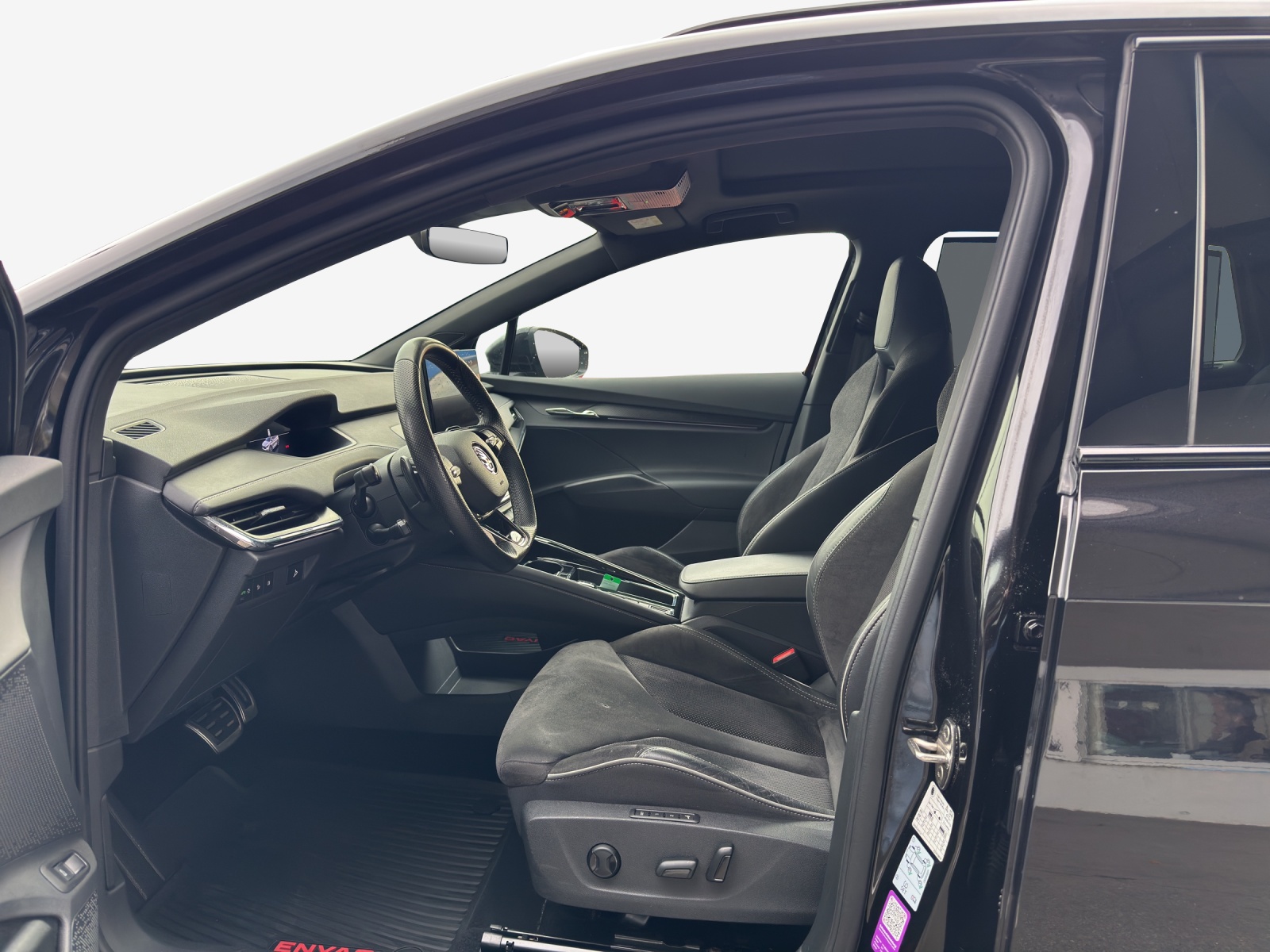 SKODA Enyaq iV 80x SportLine-image-8