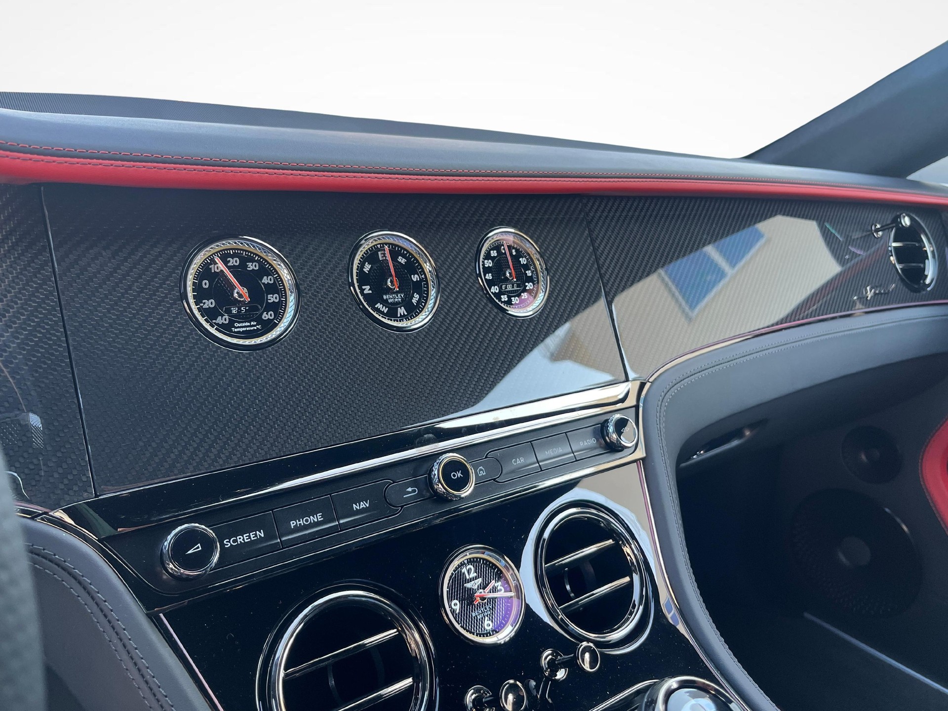 BENTLEY Continental GT 4.0 V8 Hybrid Speed-image-15