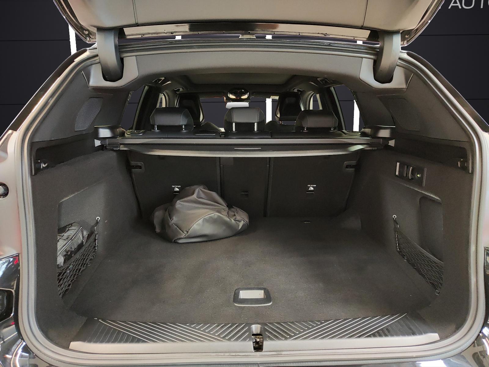 BMW X3 30e xDrive-image-16