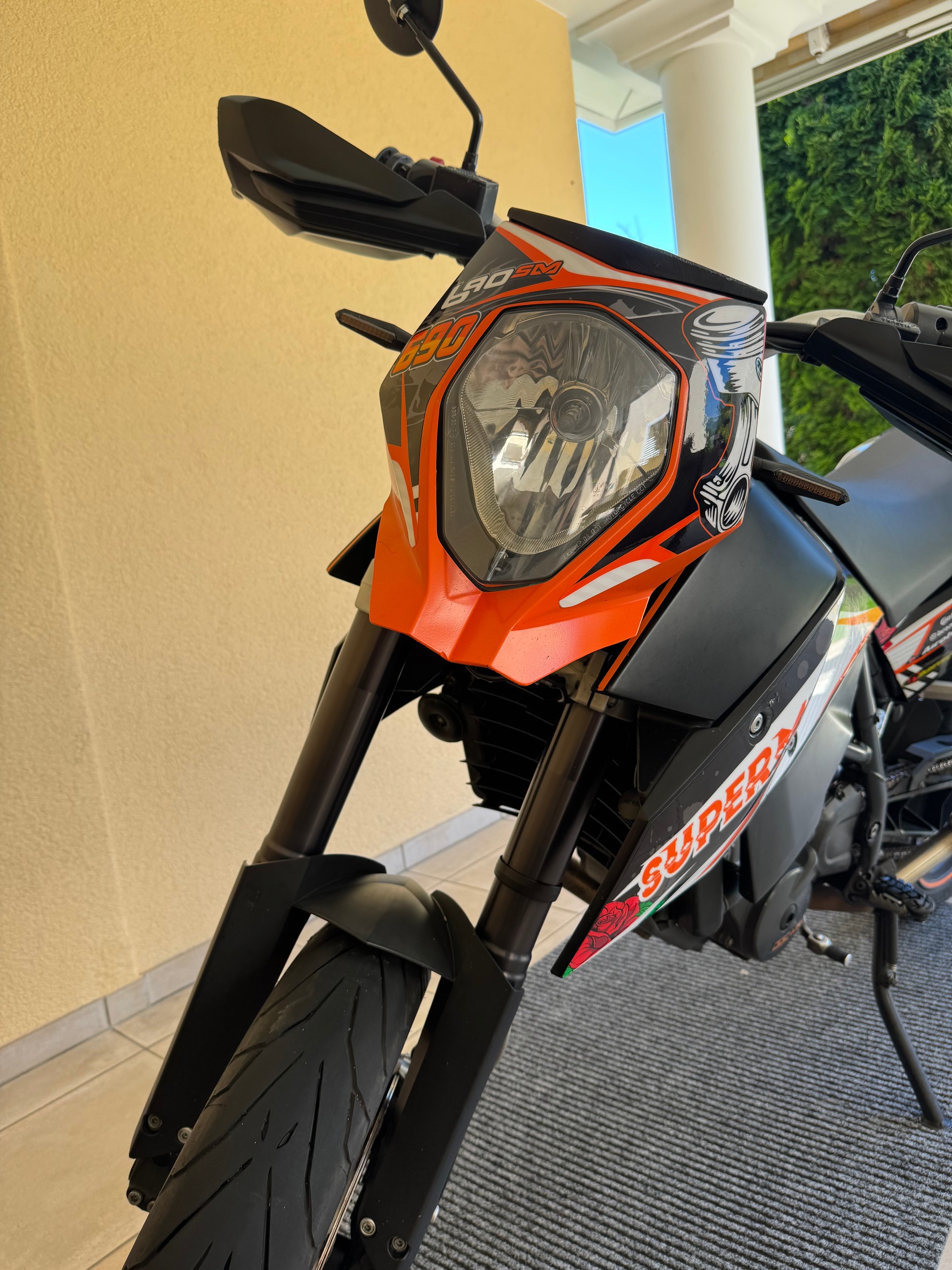 KTM 690 SM (25kW)-image-7