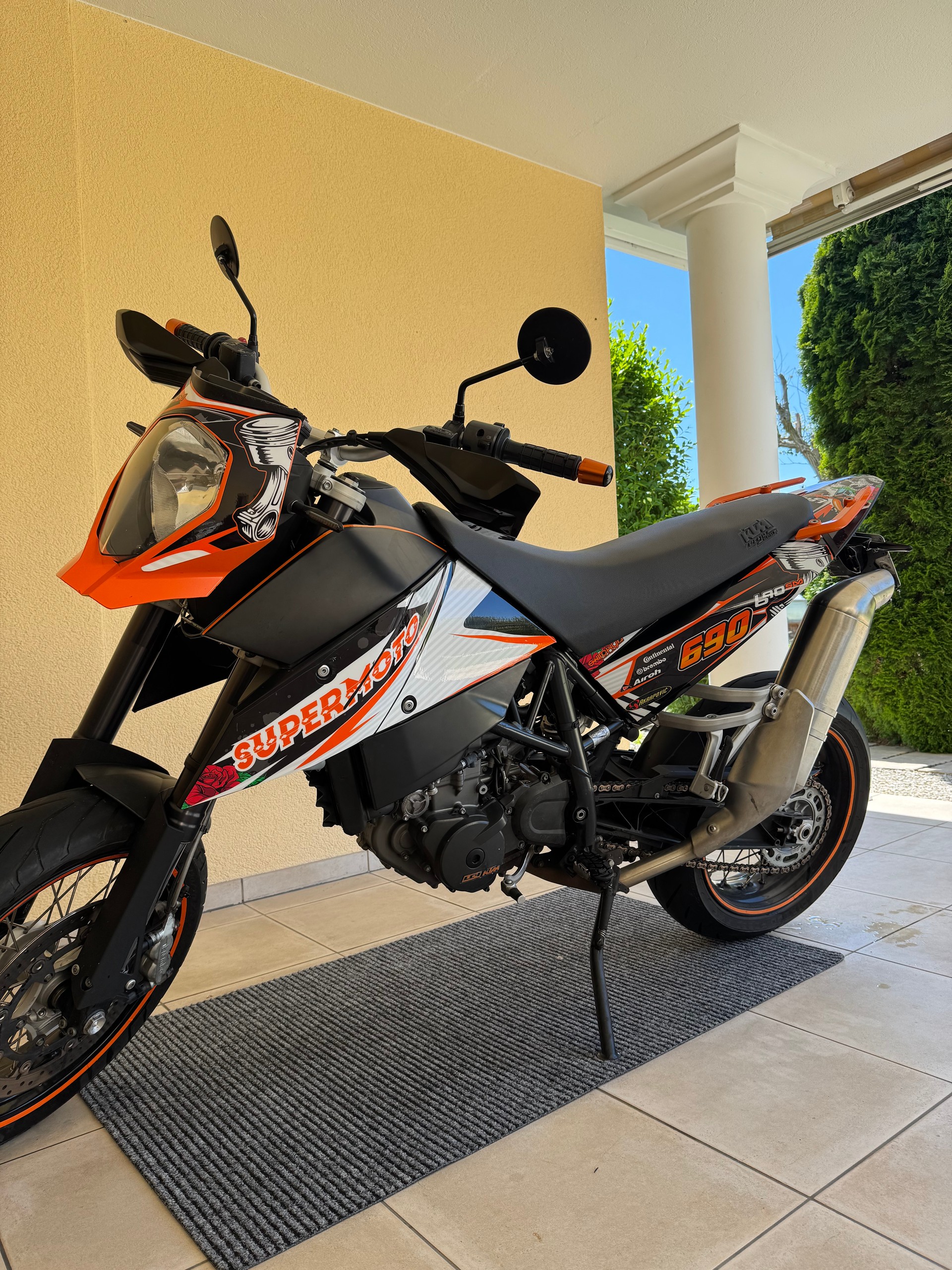 KTM 690 SM (25kW)