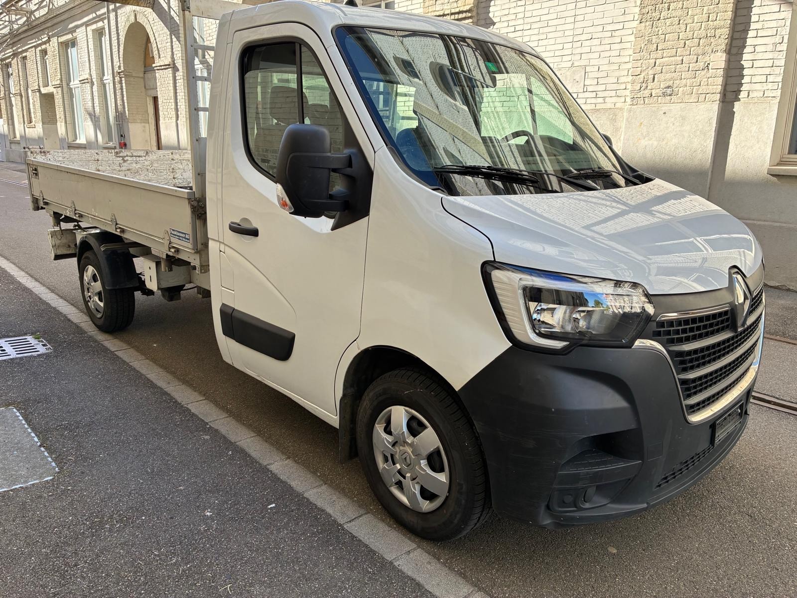 RENAULT Master T35 Blue dCi145 L2H1-image-5