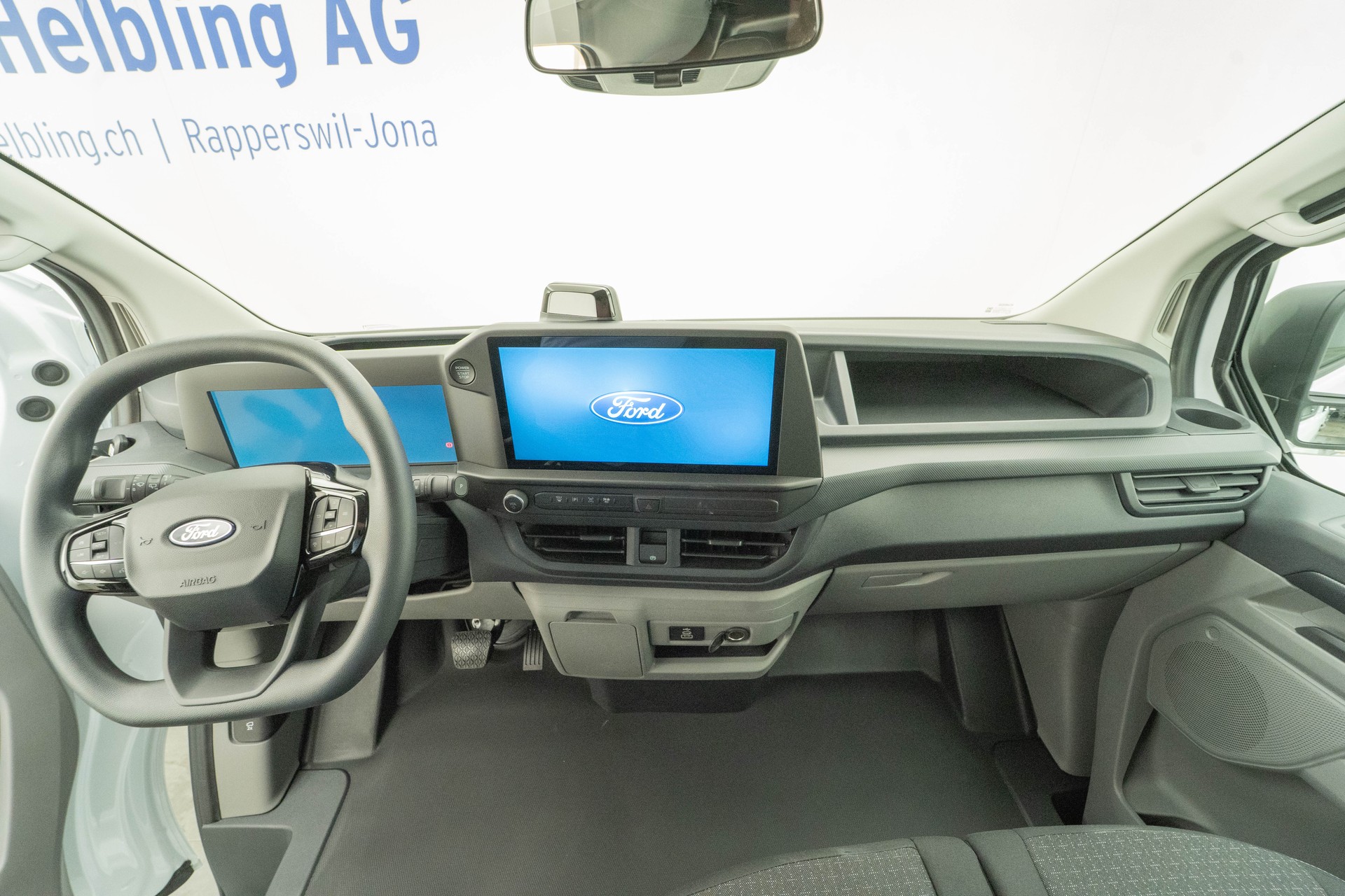 FORD Transit C Van 320 L1 2.0 EcoBlue 136 Trend 4x4-image-6