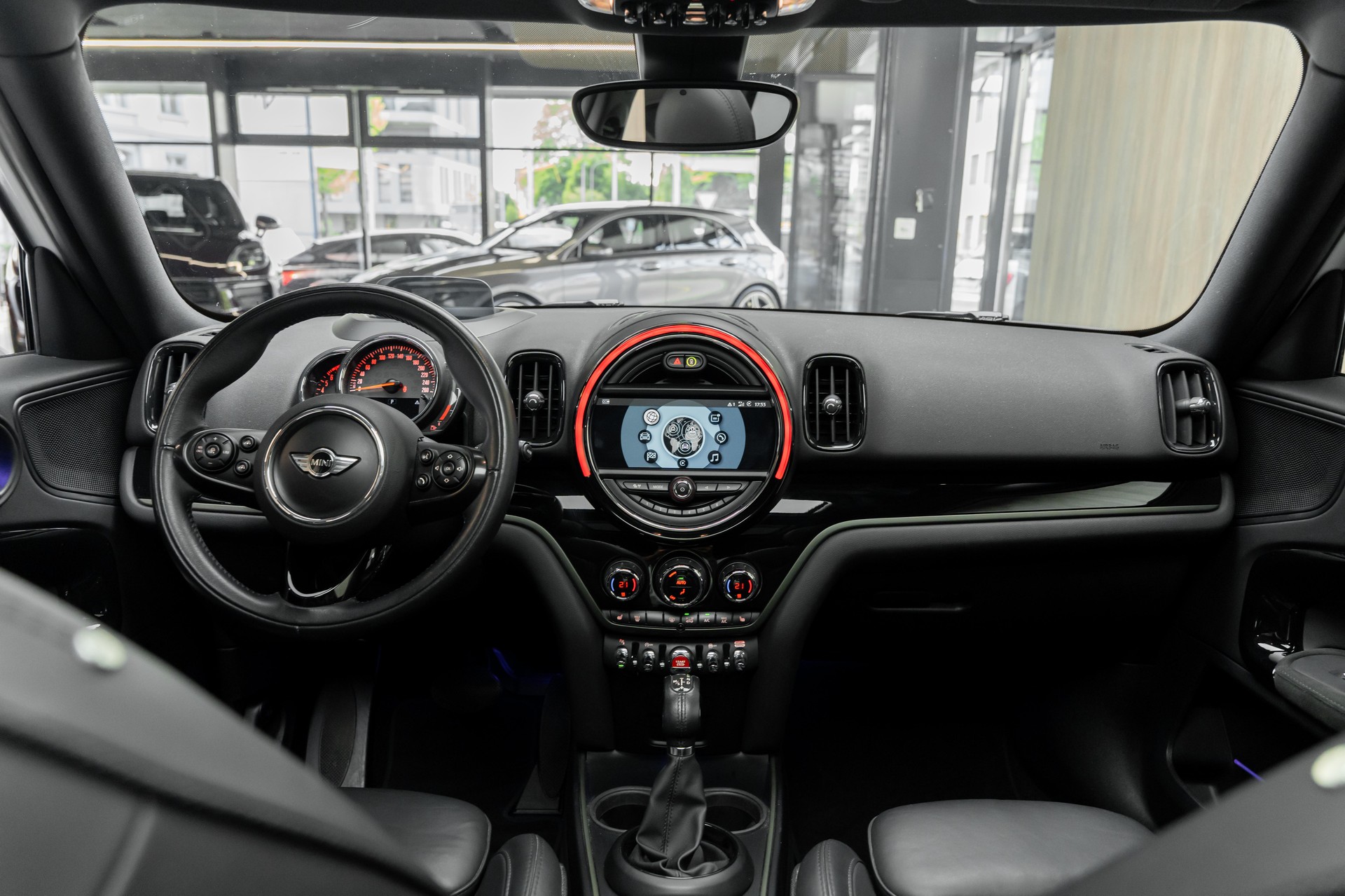 MINI Countryman Cooper ALL4 Steptronic-showroom-element-2