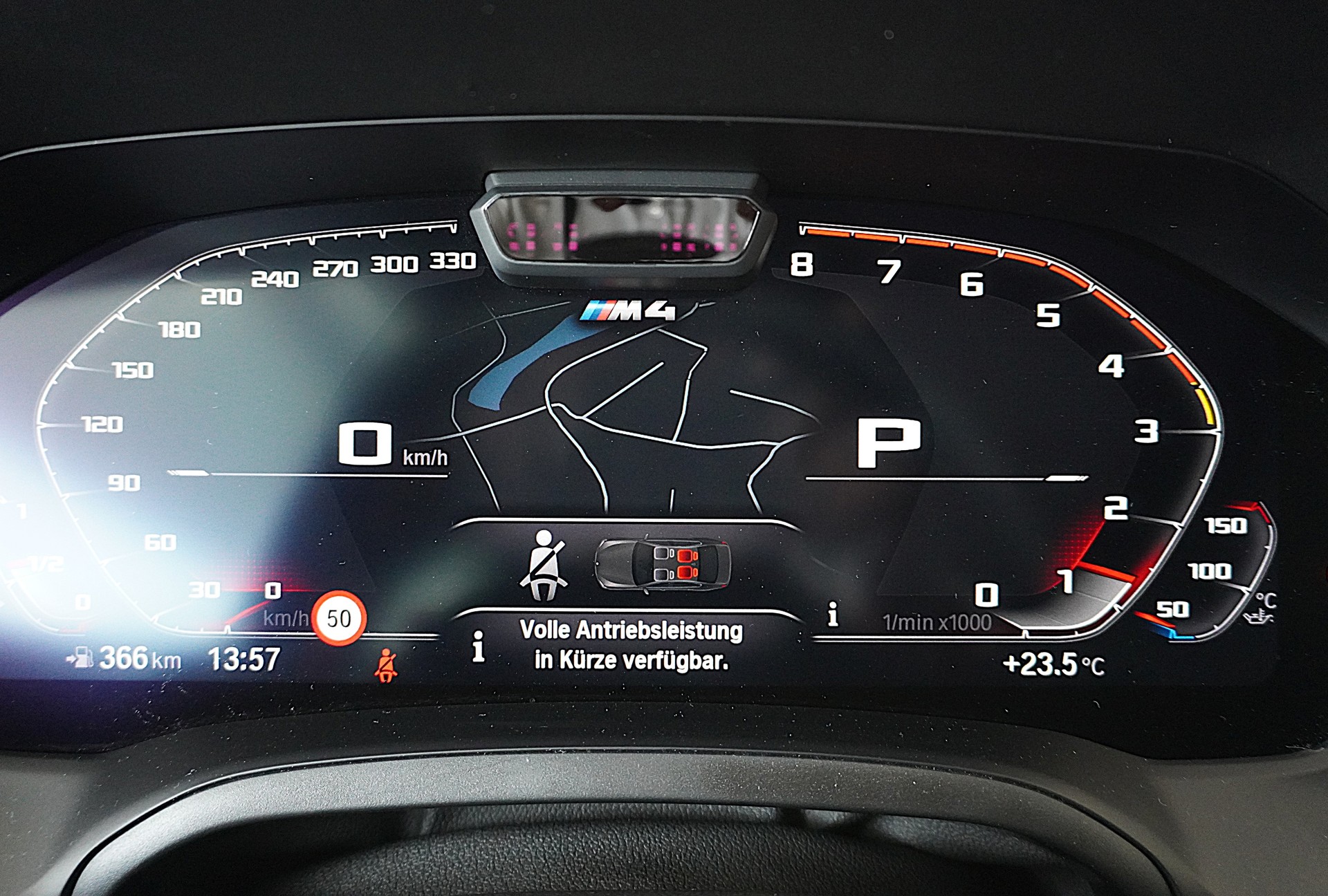 BMW M4 Cabrio Competition M xDrive-image-18