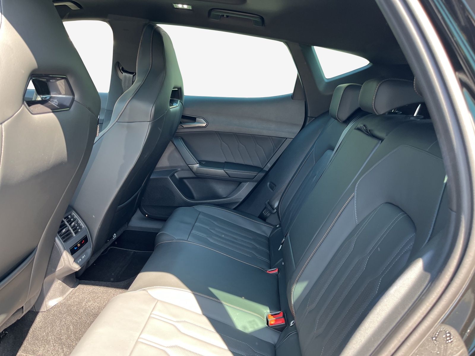 CUPRA Formentor 2.0TSI VZ 4Drive DSG-image-9