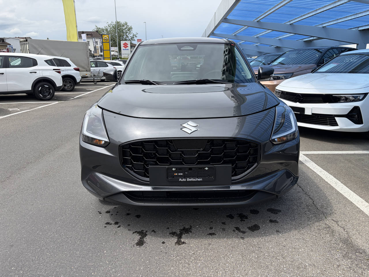 SUZUKI Swift 1.2 Sakura Top Hybrid 4x4-image-1