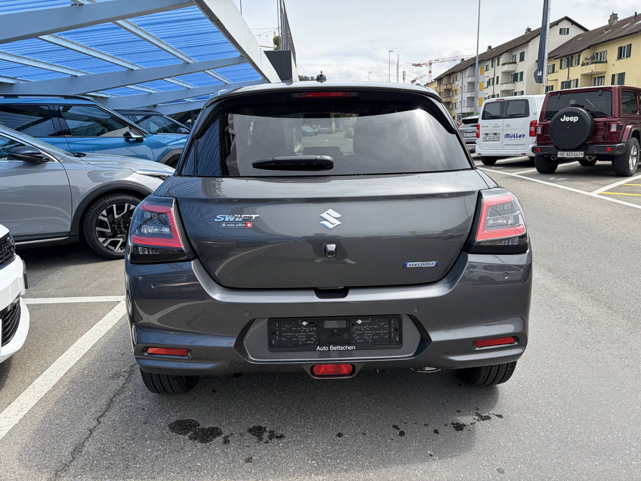 SUZUKI Swift 1.2 Sakura Top Hybrid 4x4-image-5
