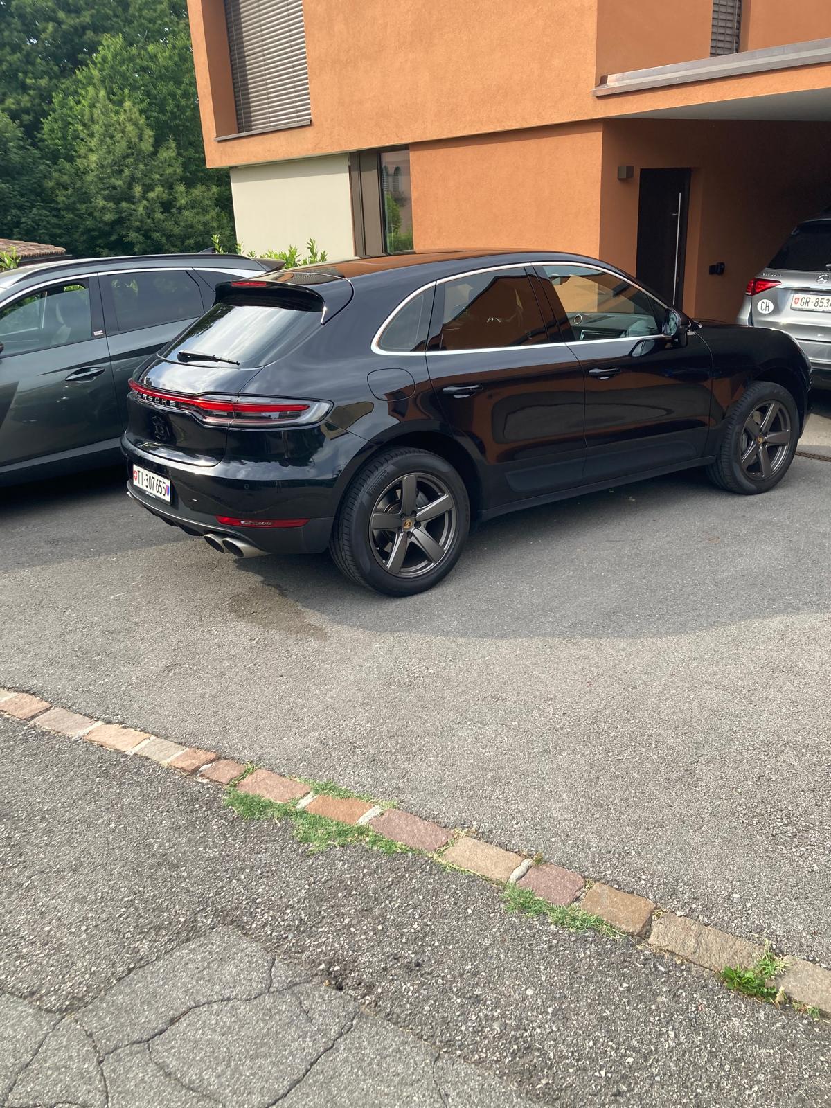 PORSCHE 3.0 V6 S-image-1