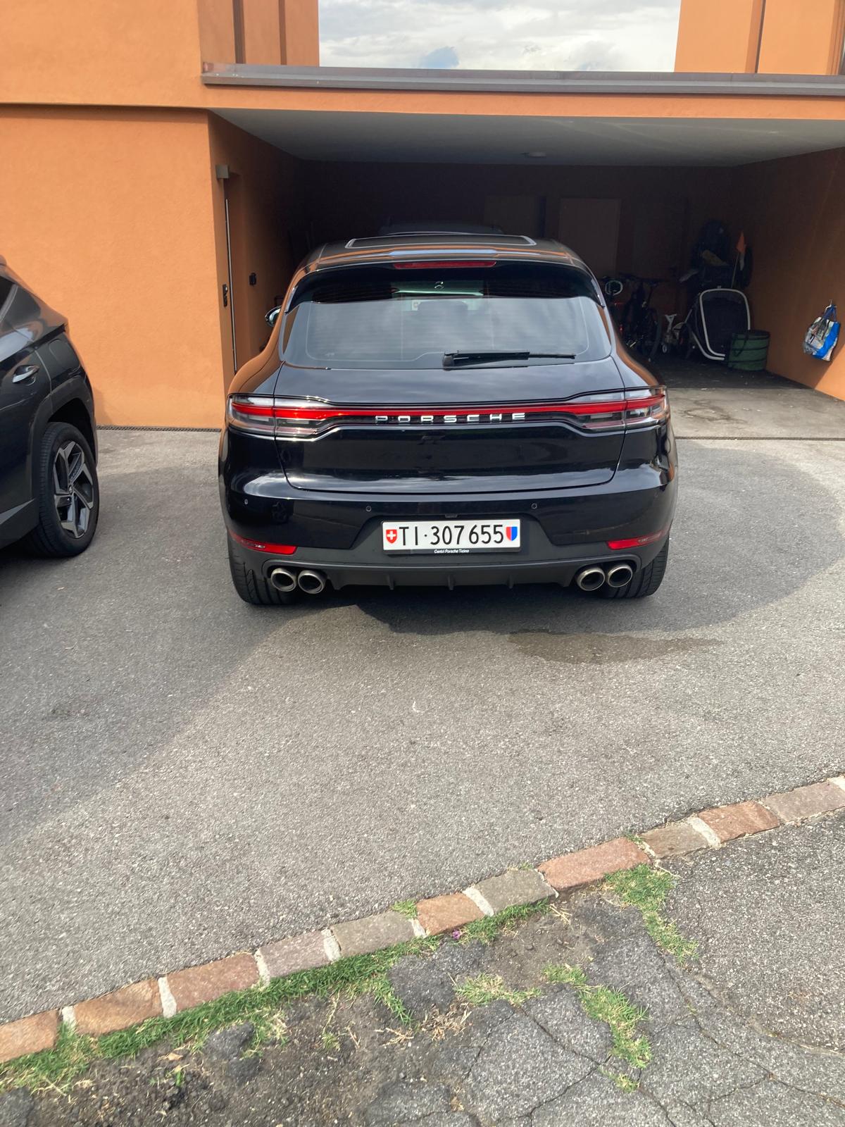 PORSCHE 3.0 V6 S-image-2