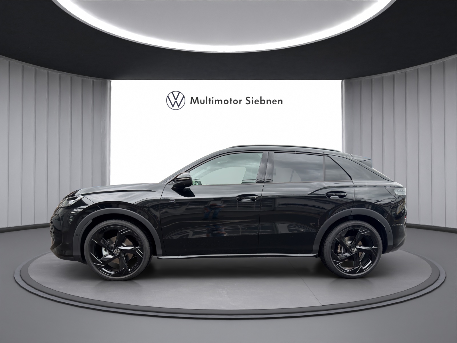 VW T-Roc 1.5 eTSI mHEV R-Line DSG-image-1