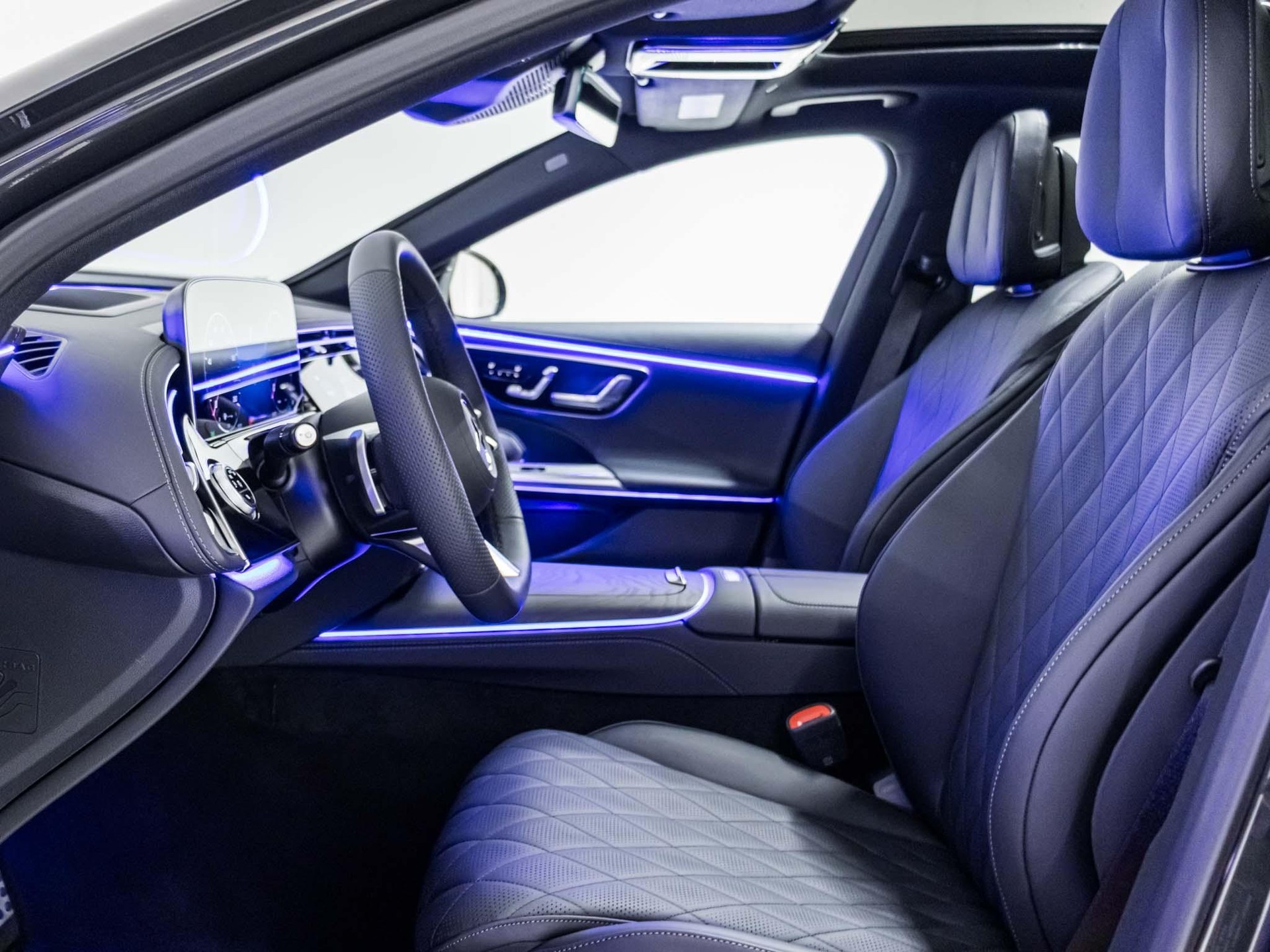 MERCEDES-BENZ E 450 d 4MATIC T-Modell-image-6