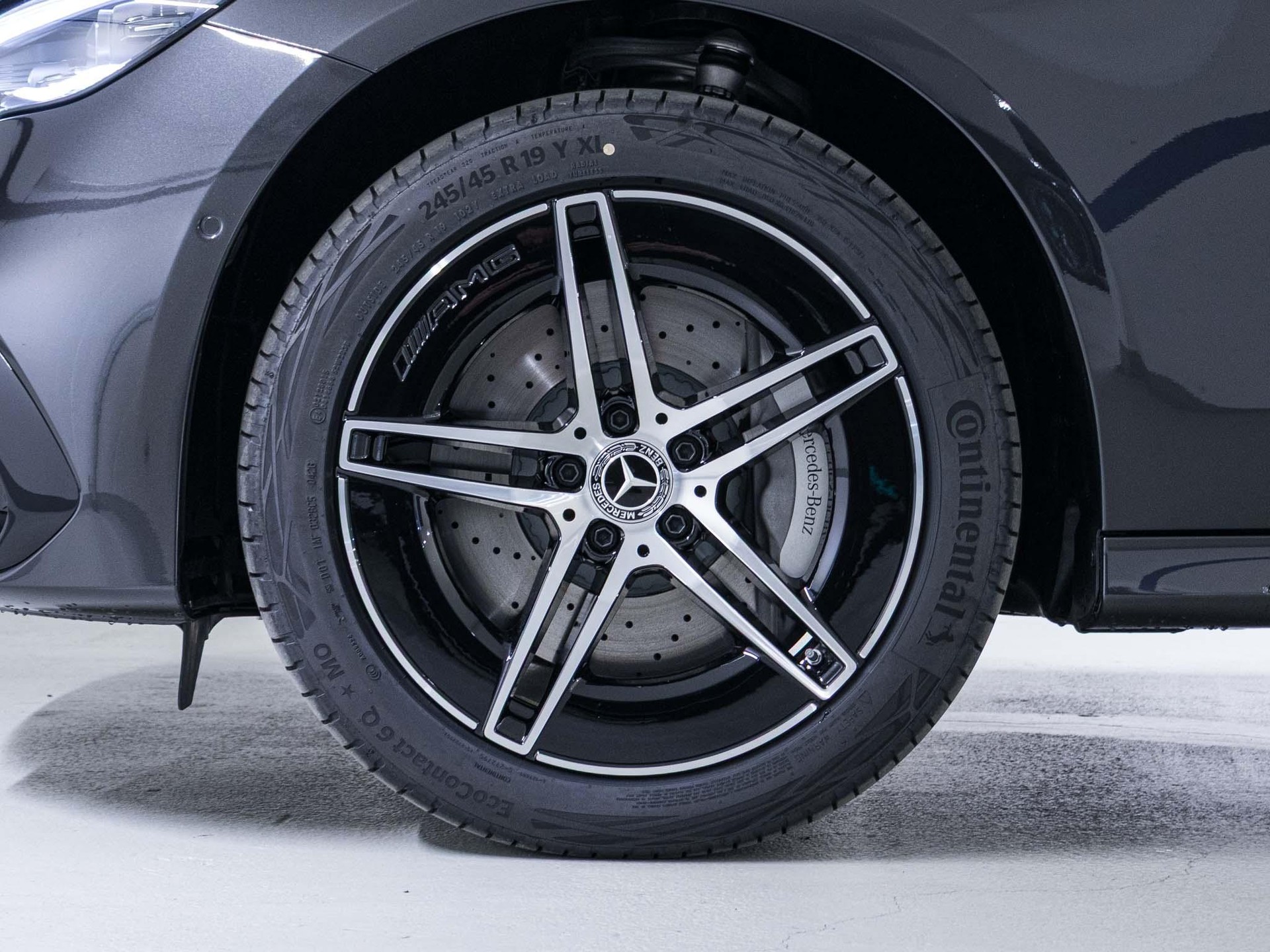 MERCEDES-BENZ E 450 d 4MATIC T-Modell-image-14