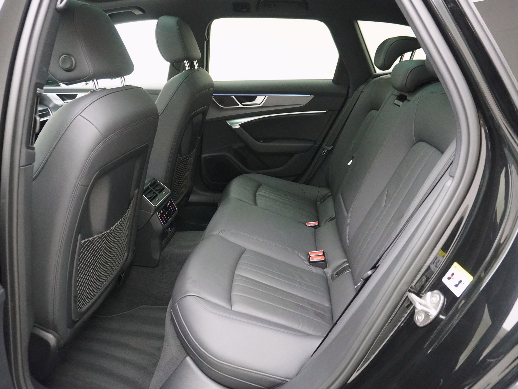 AUDI A6 Allroad 45 TDI quattro S-Tronic-image-9