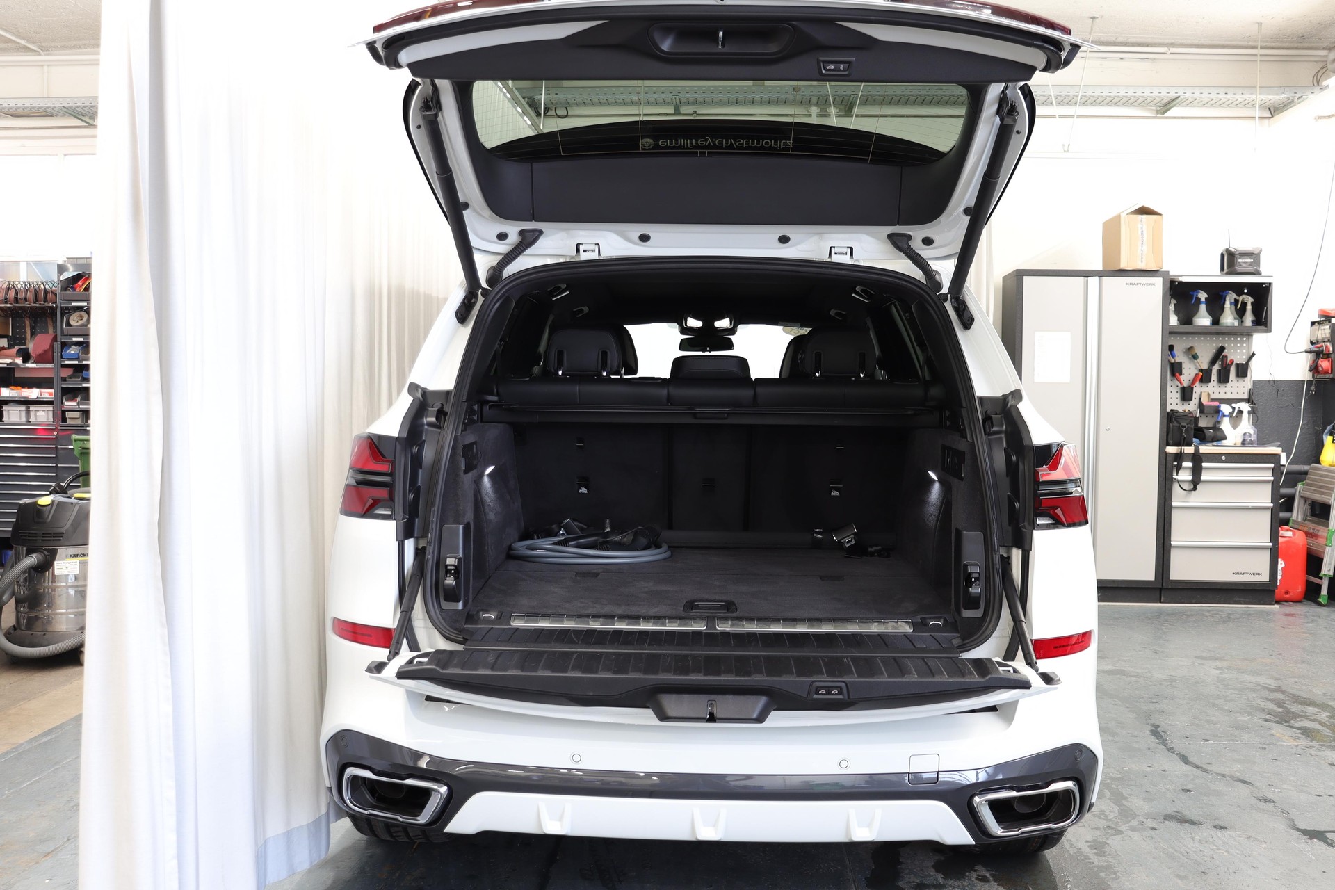 BMW X5 50e xDrive SAG-image-10