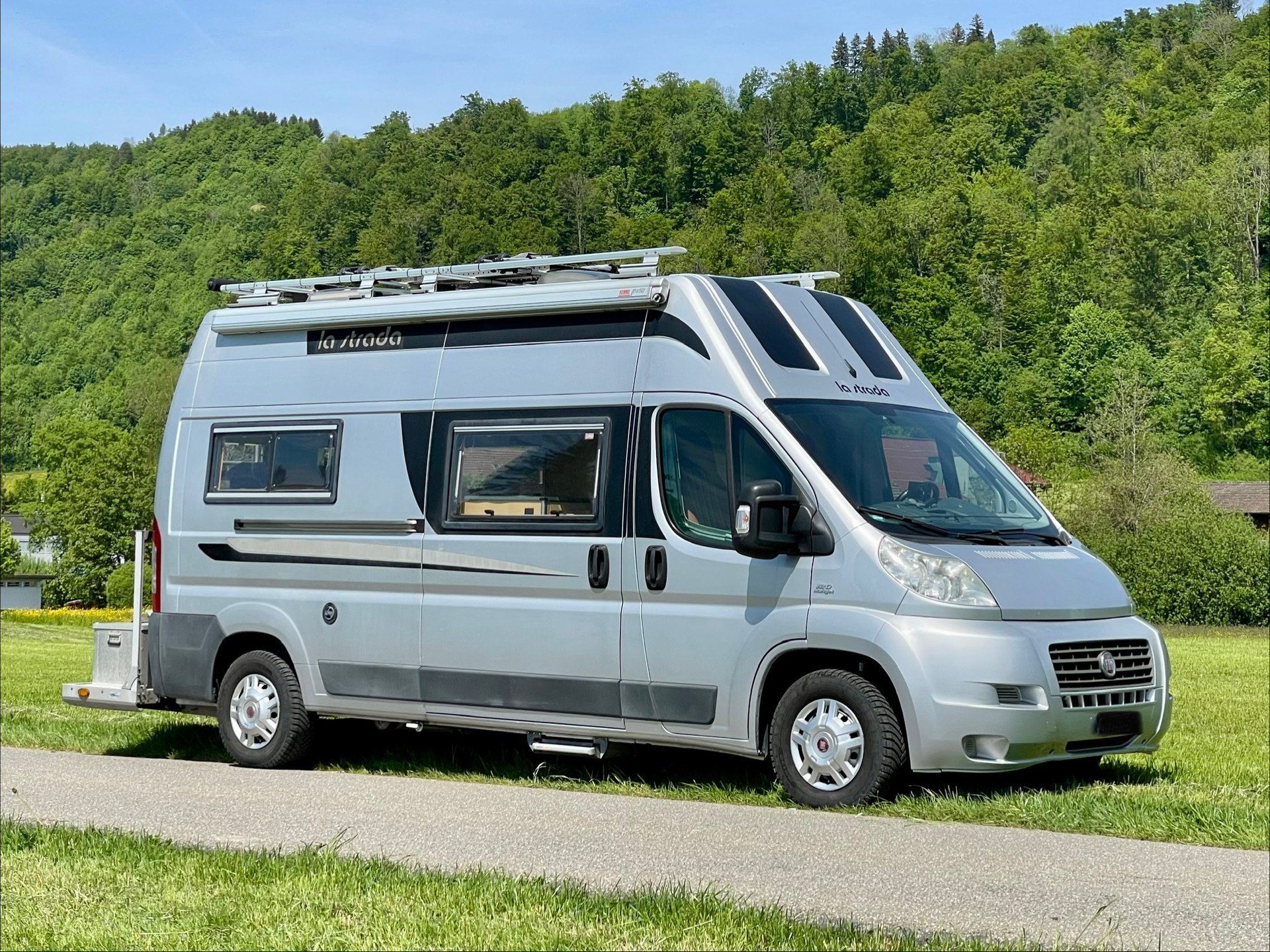LA STRADA Avanti H-image-1