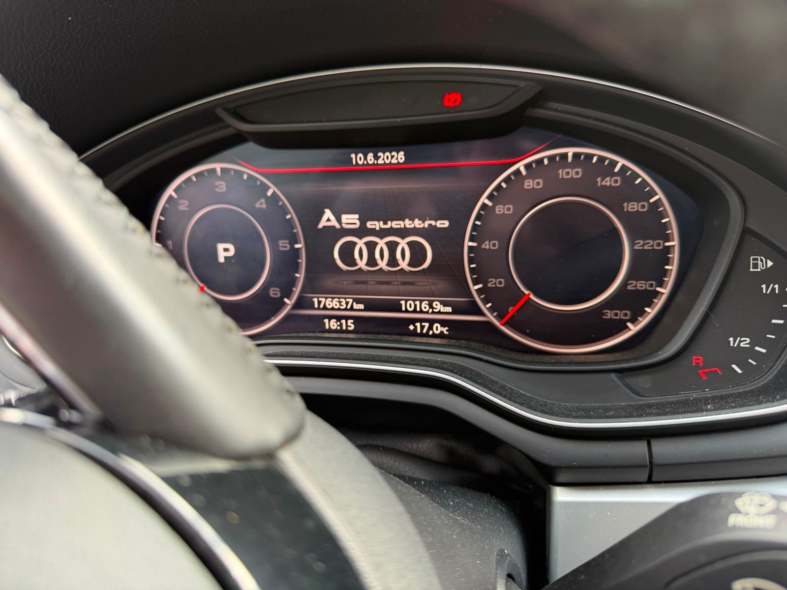 AUDI A5 Sportback 2.0 TDI Design quattro S-tronic-image-11