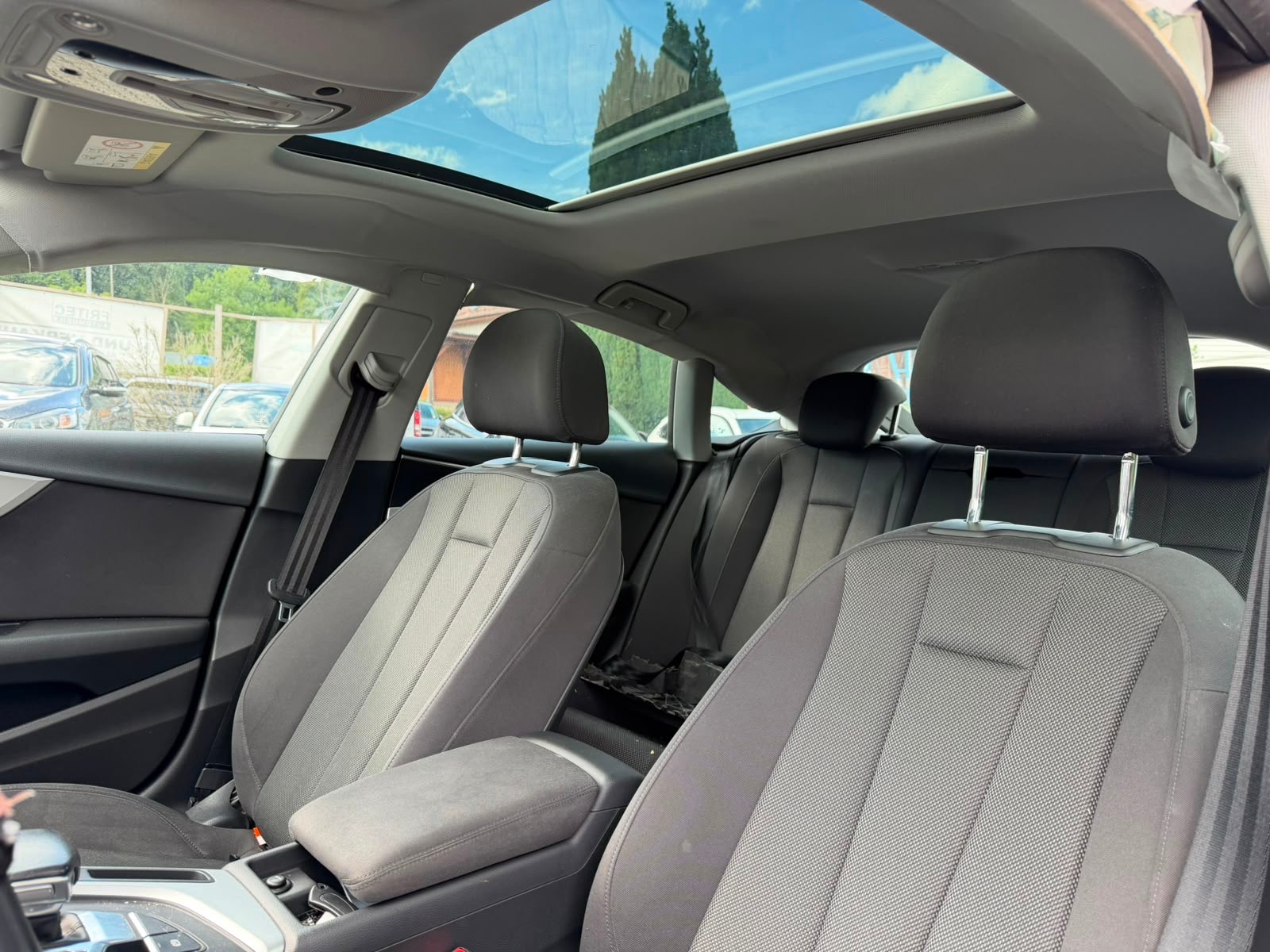 AUDI A5 Sportback 2.0 TDI Design quattro S-tronic-image-8