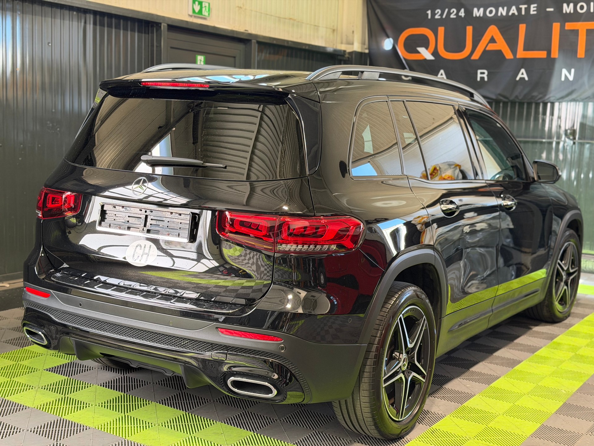MERCEDES-BENZ GLB 250 AMG Line 4 MATIC 8G-Tronic-image-6