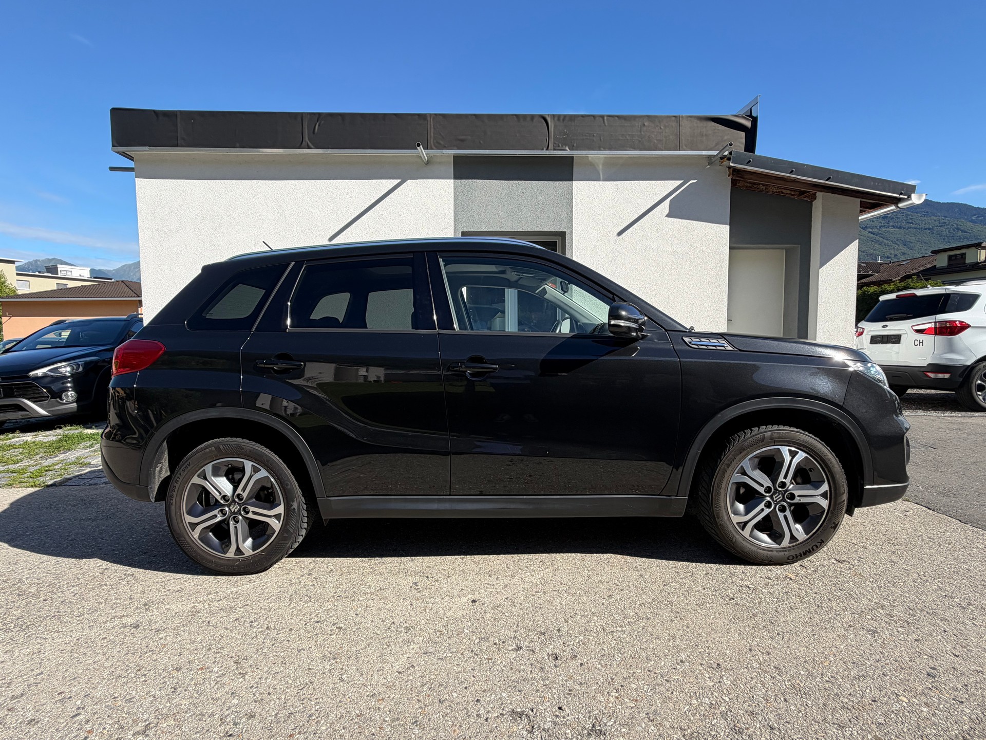 SUZUKI Vitara 1.6 Compact Top Automatic 4x4-image-7