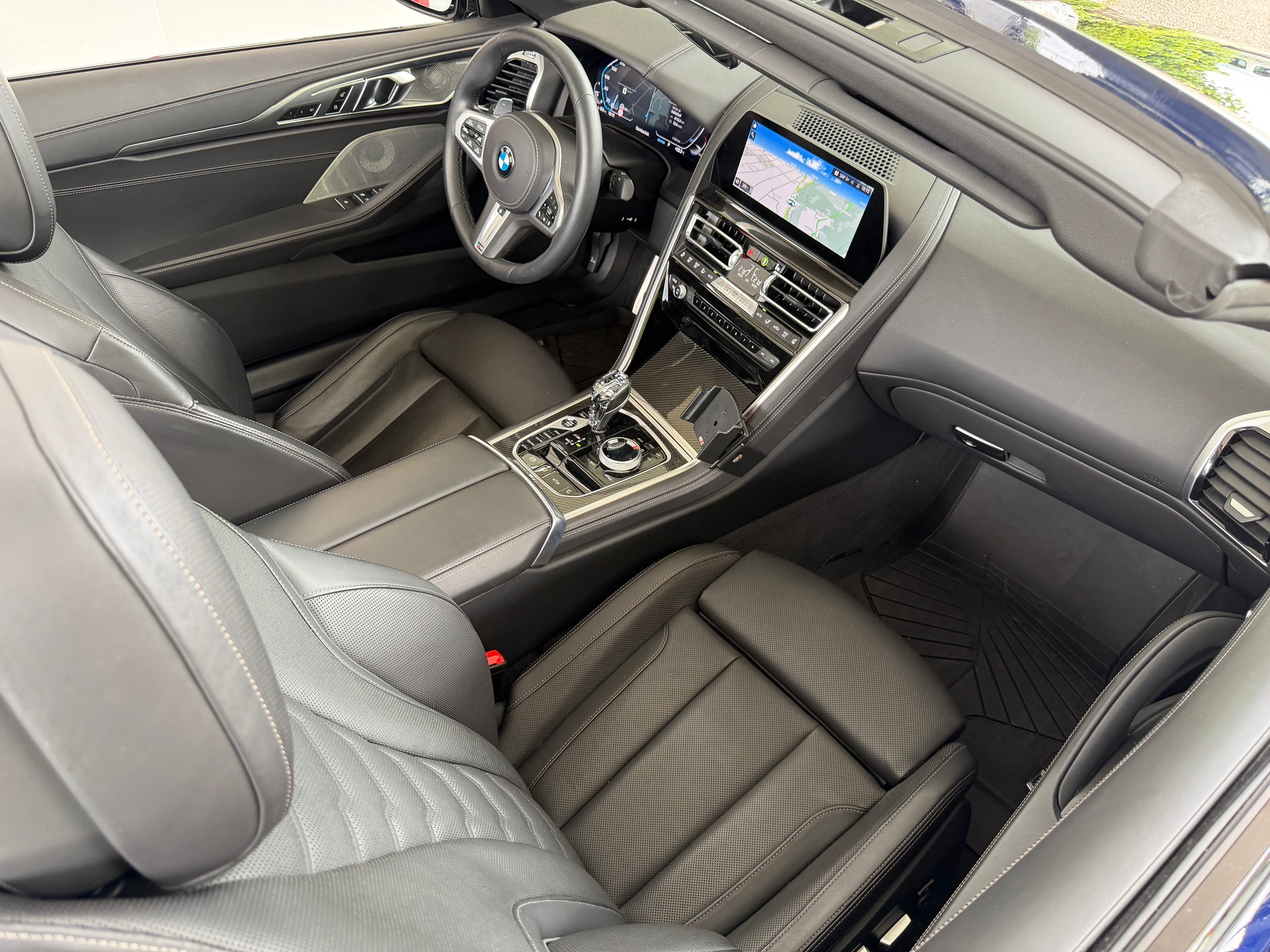 BMW M850i xDrive Steptronic-image-9