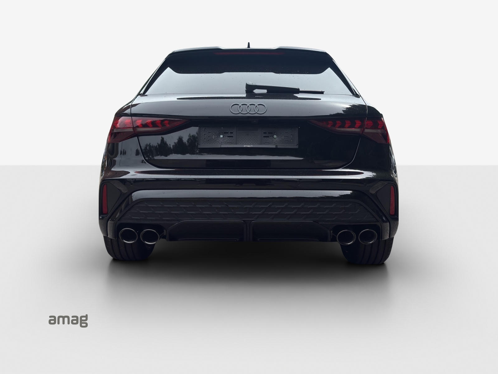 AUDI S3 Sportback TFSI quattro S-tronic-image-3