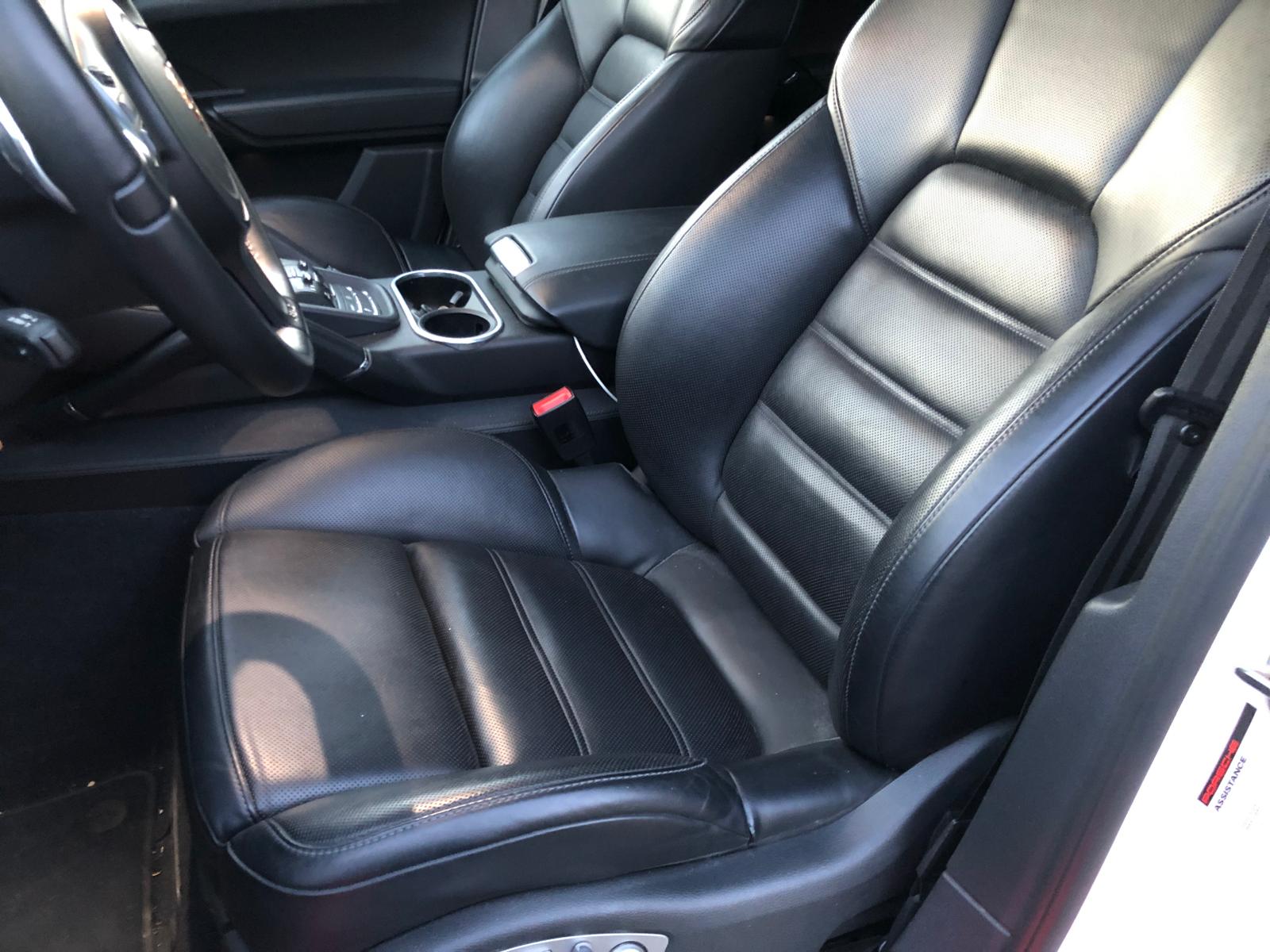 PORSCHE Cayenne Turbo-image-10