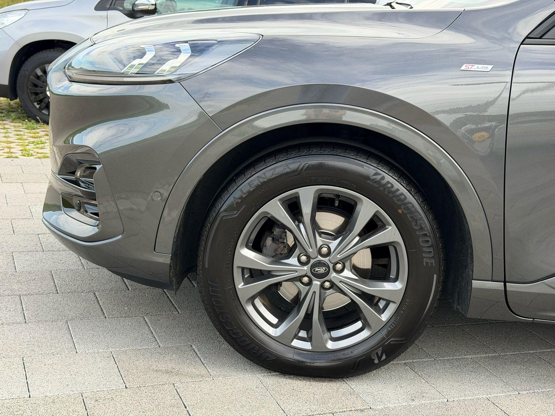 FORD Kuga 2.0 EcoBlue ST-Line 4x4-image-29