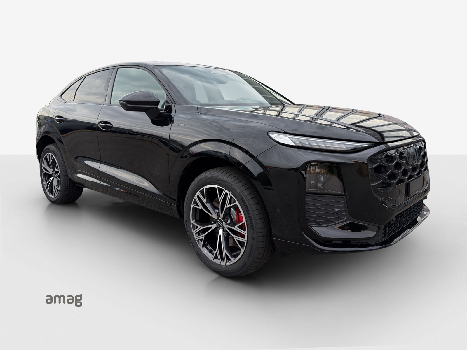AUDI Q3 Sportback e-hybrid 200 kW S tronig-image-5