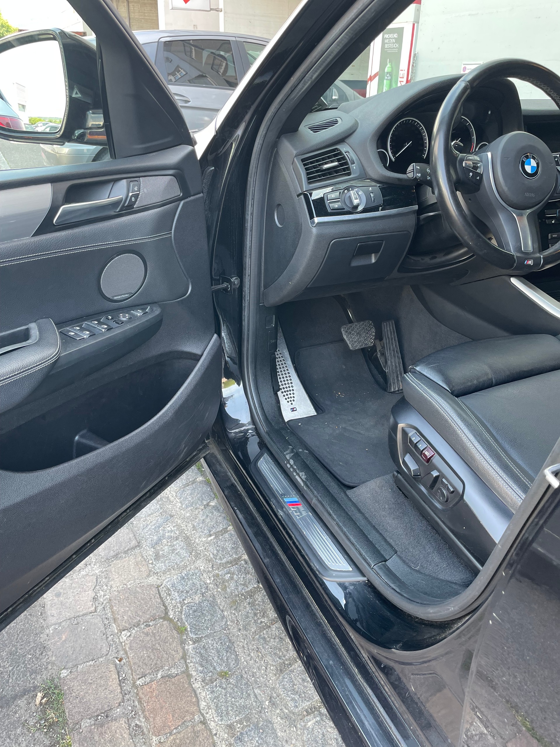 BMW X4 xDrive 20d M Sport Steptronic-image-6