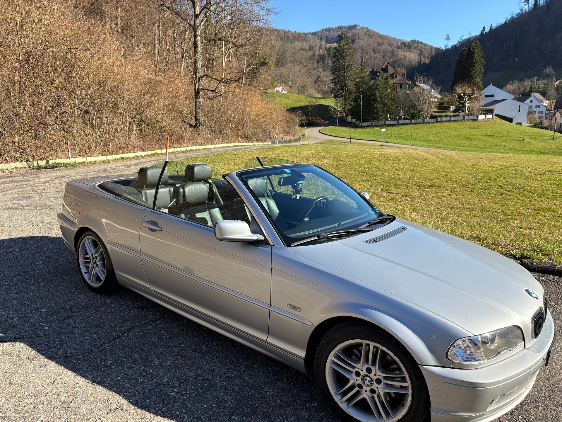 BMW 330Ci-image-1