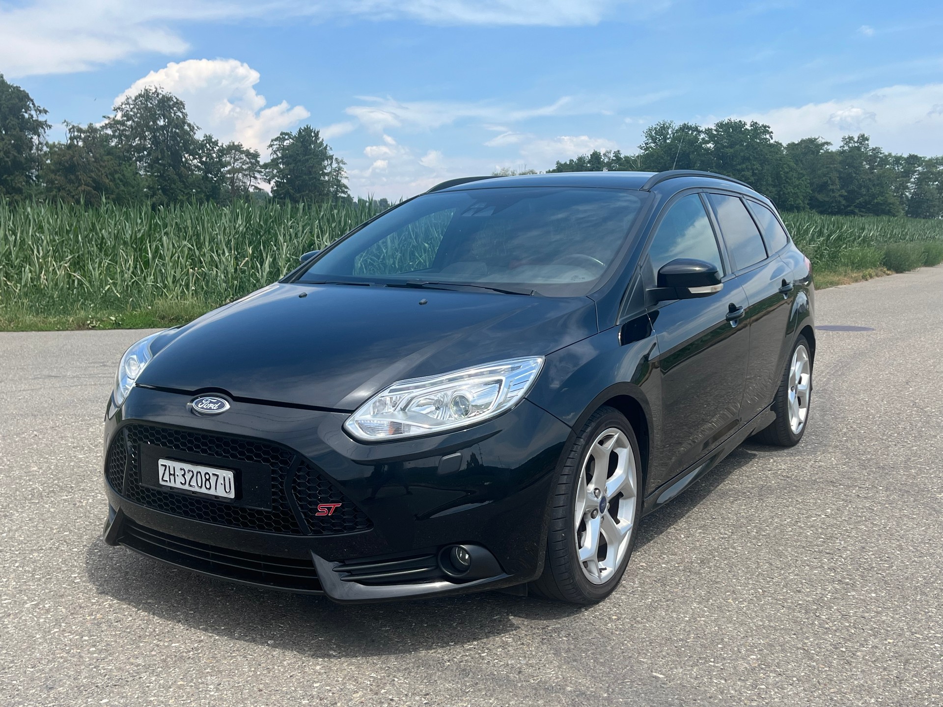 FORD Focus 2.0 SCTi ST-2-image-0