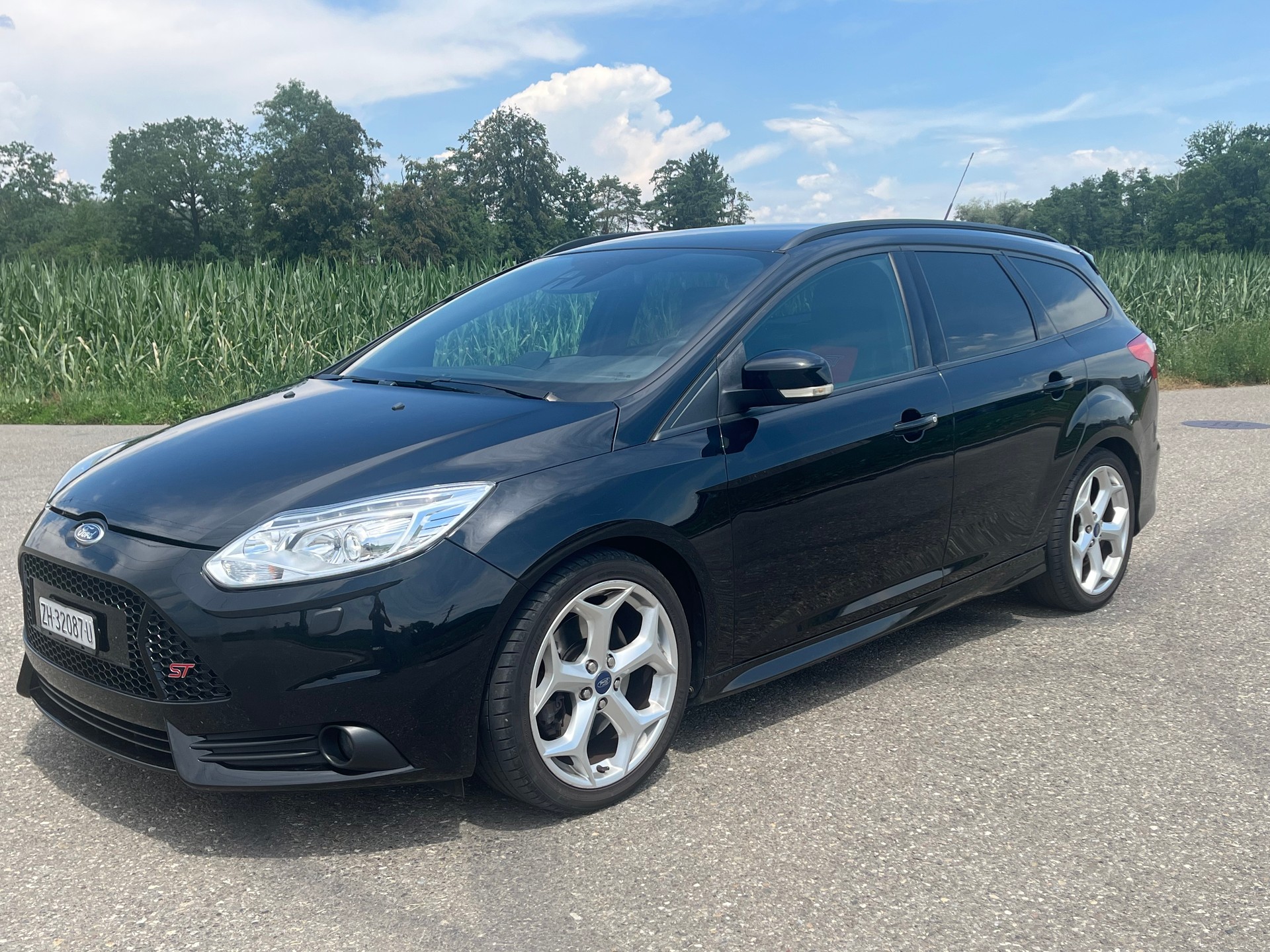 FORD Focus 2.0 SCTi ST-2-image-3