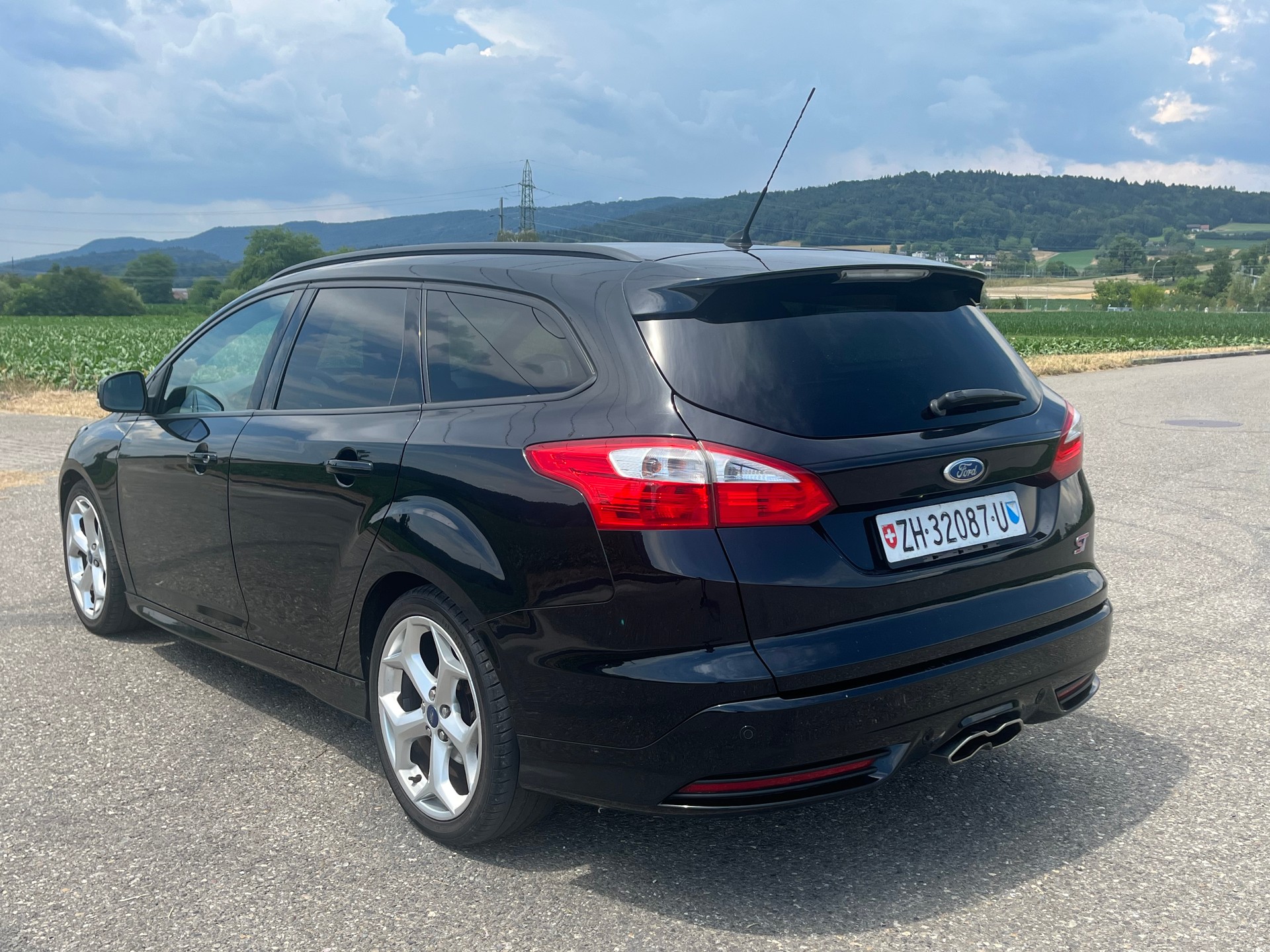 FORD Focus 2.0 SCTi ST-2-image-7